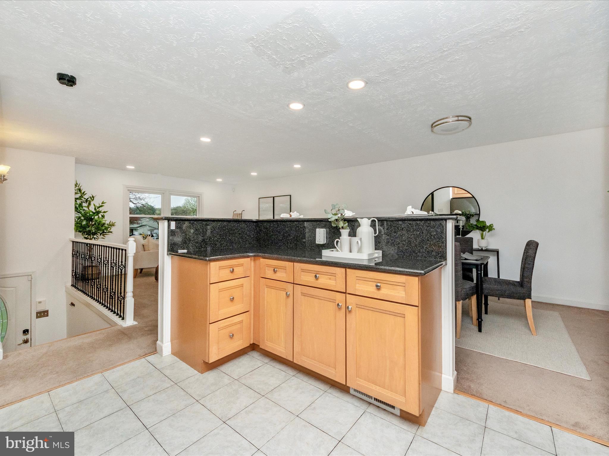 THE PROVINCES - Residential