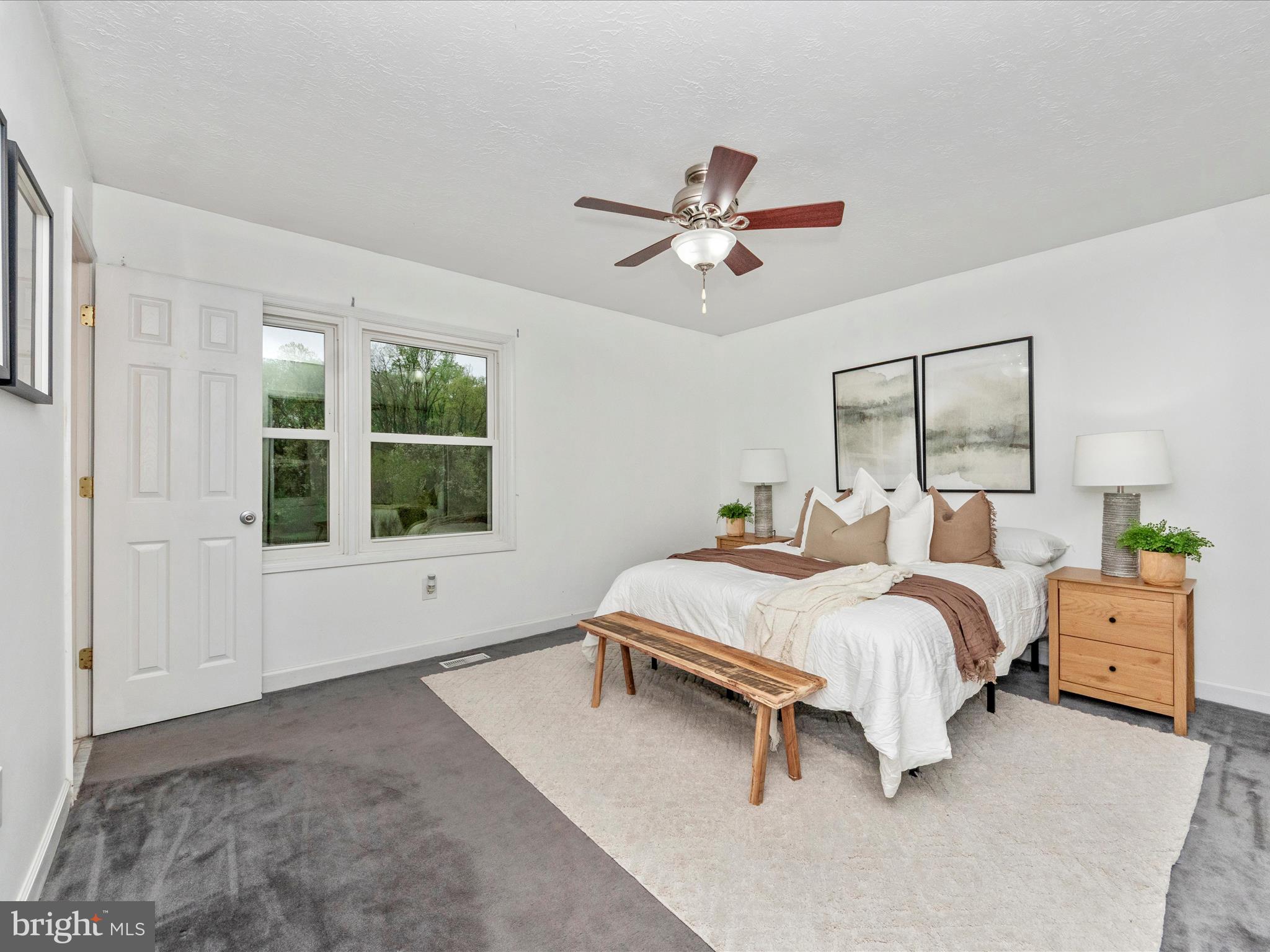 THE PROVINCES - Residential