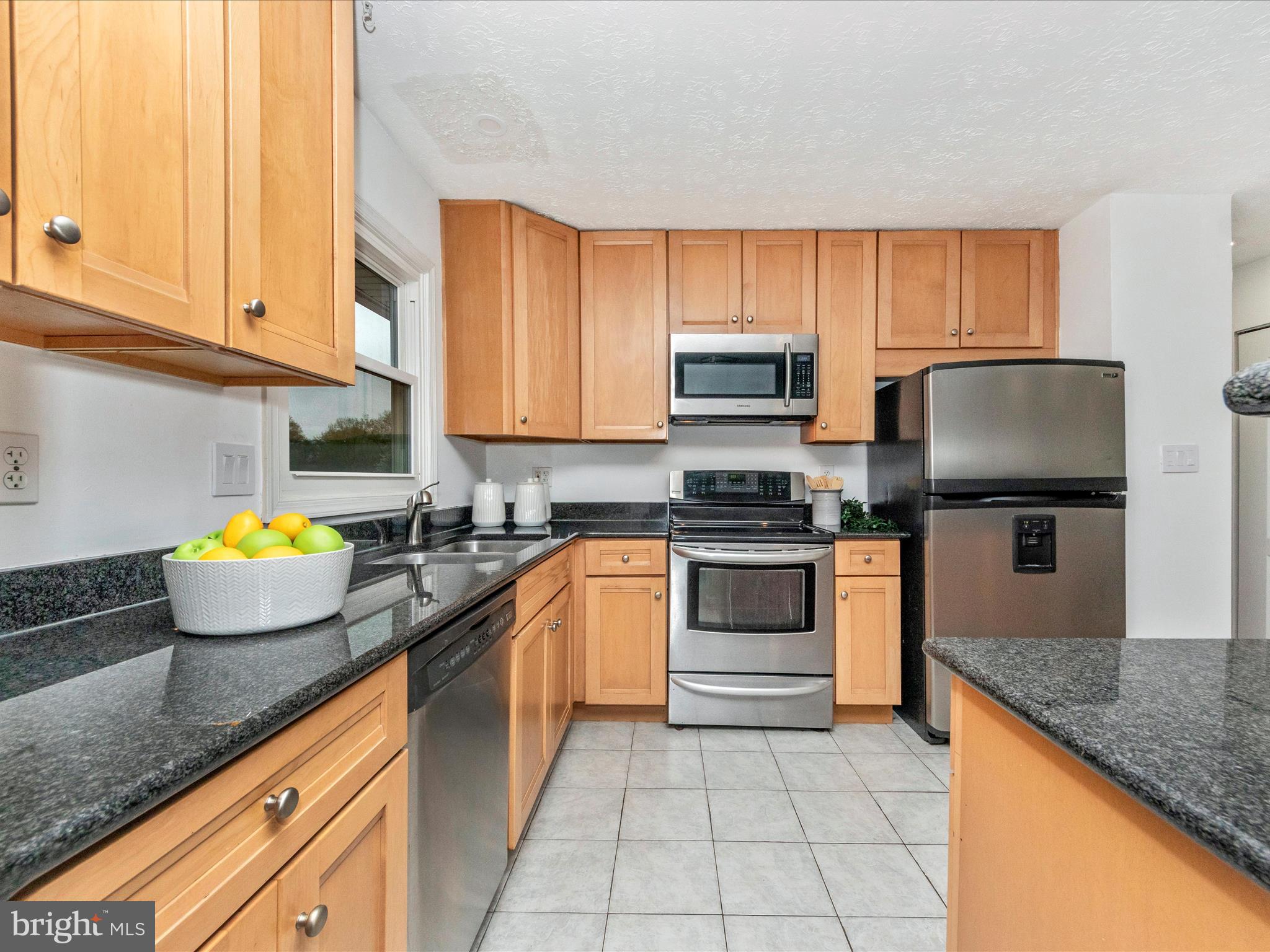 THE PROVINCES - Residential