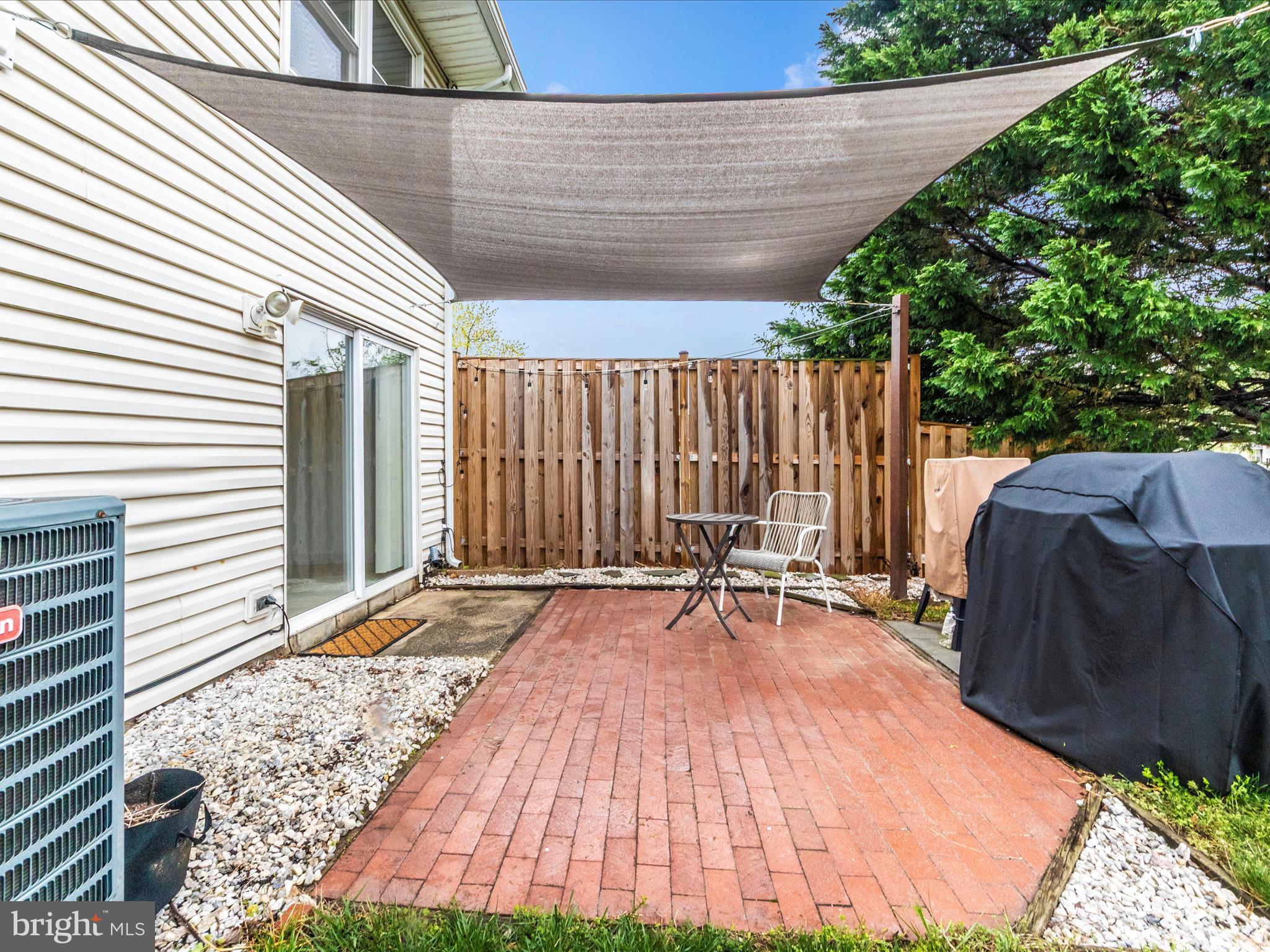 THE PROVINCES - Residential