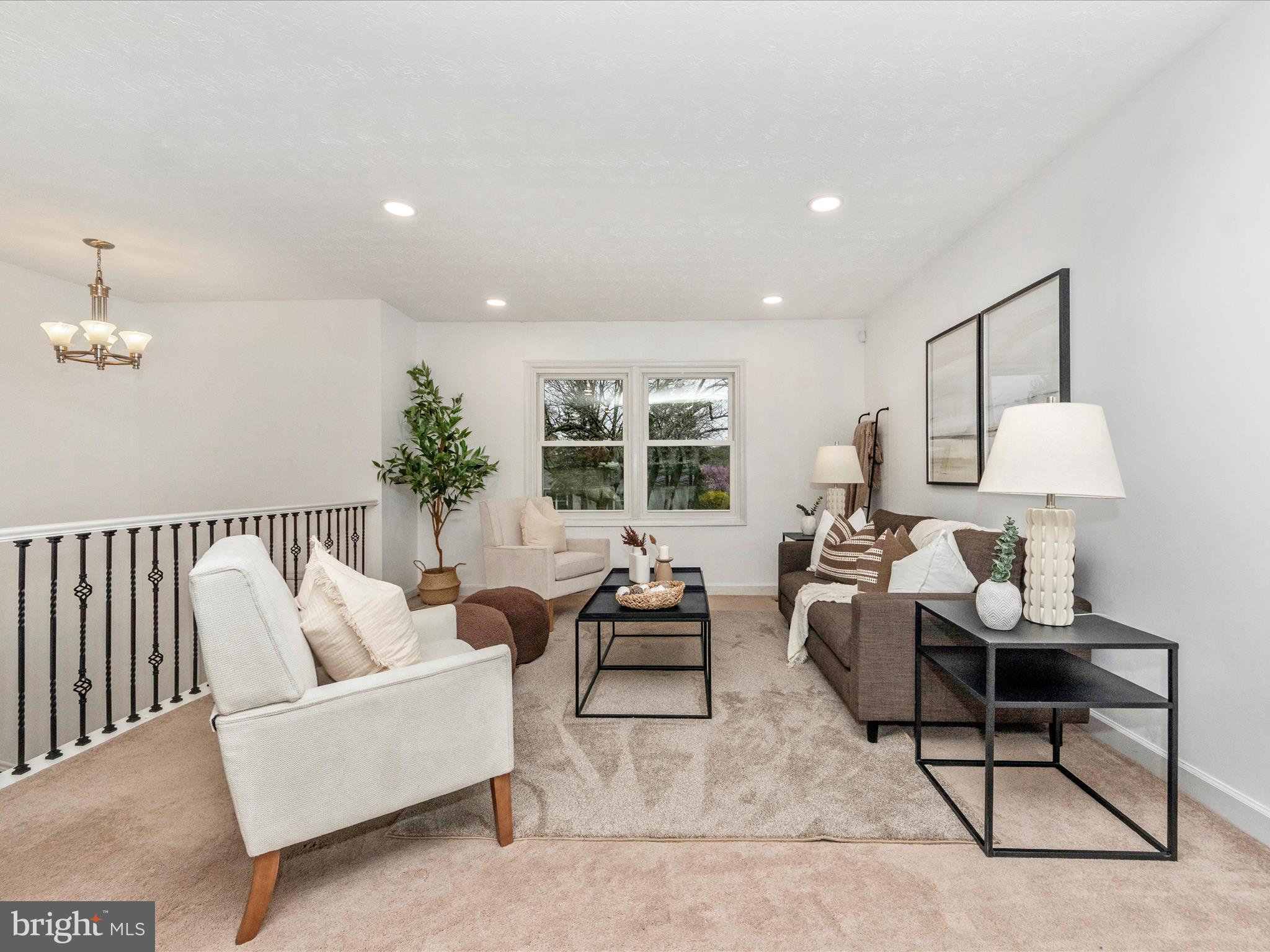 THE PROVINCES - Residential