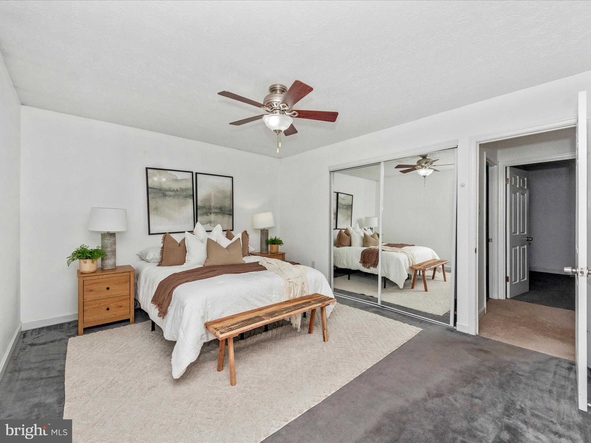 THE PROVINCES - Residential