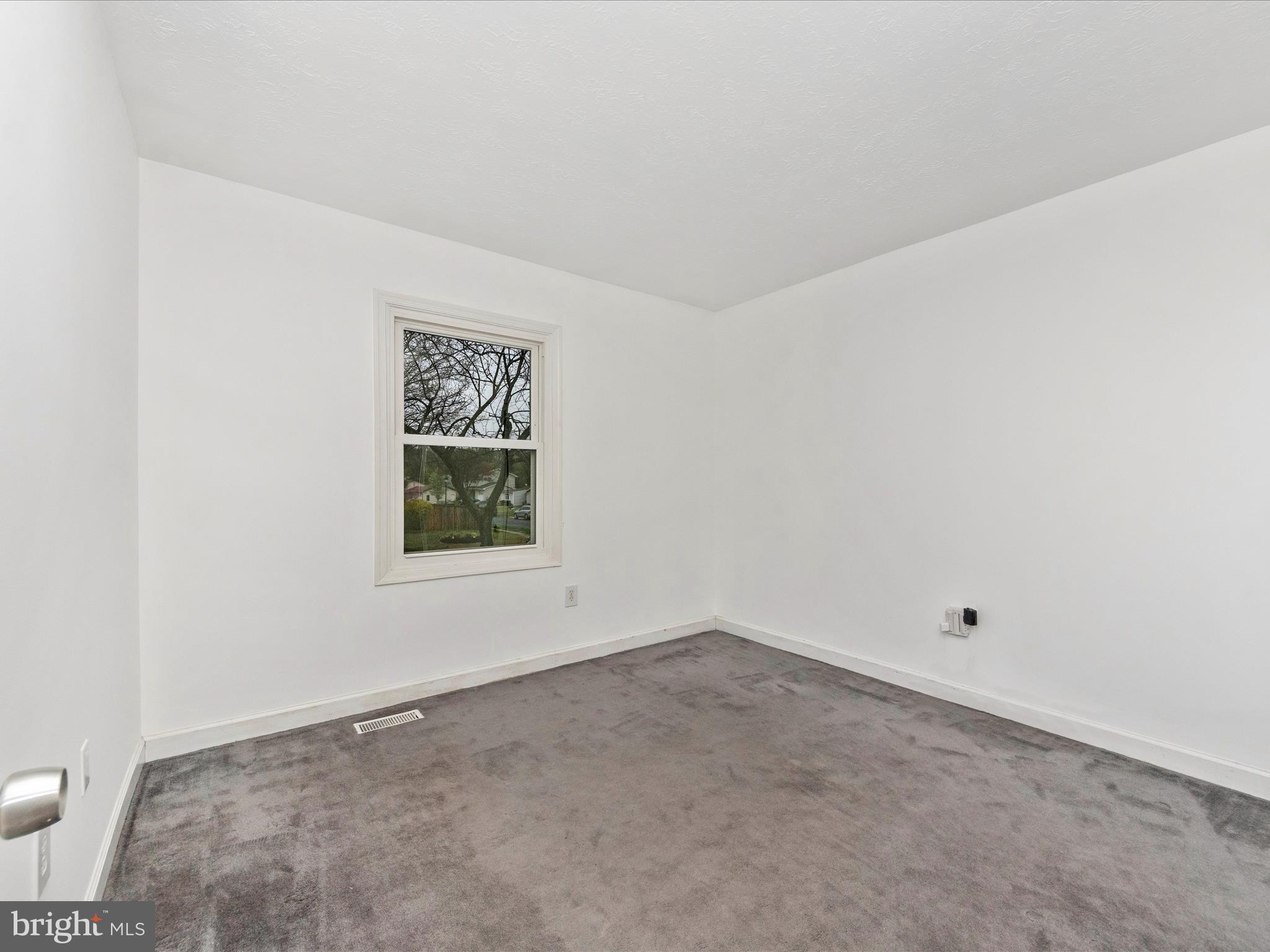 THE PROVINCES - Residential