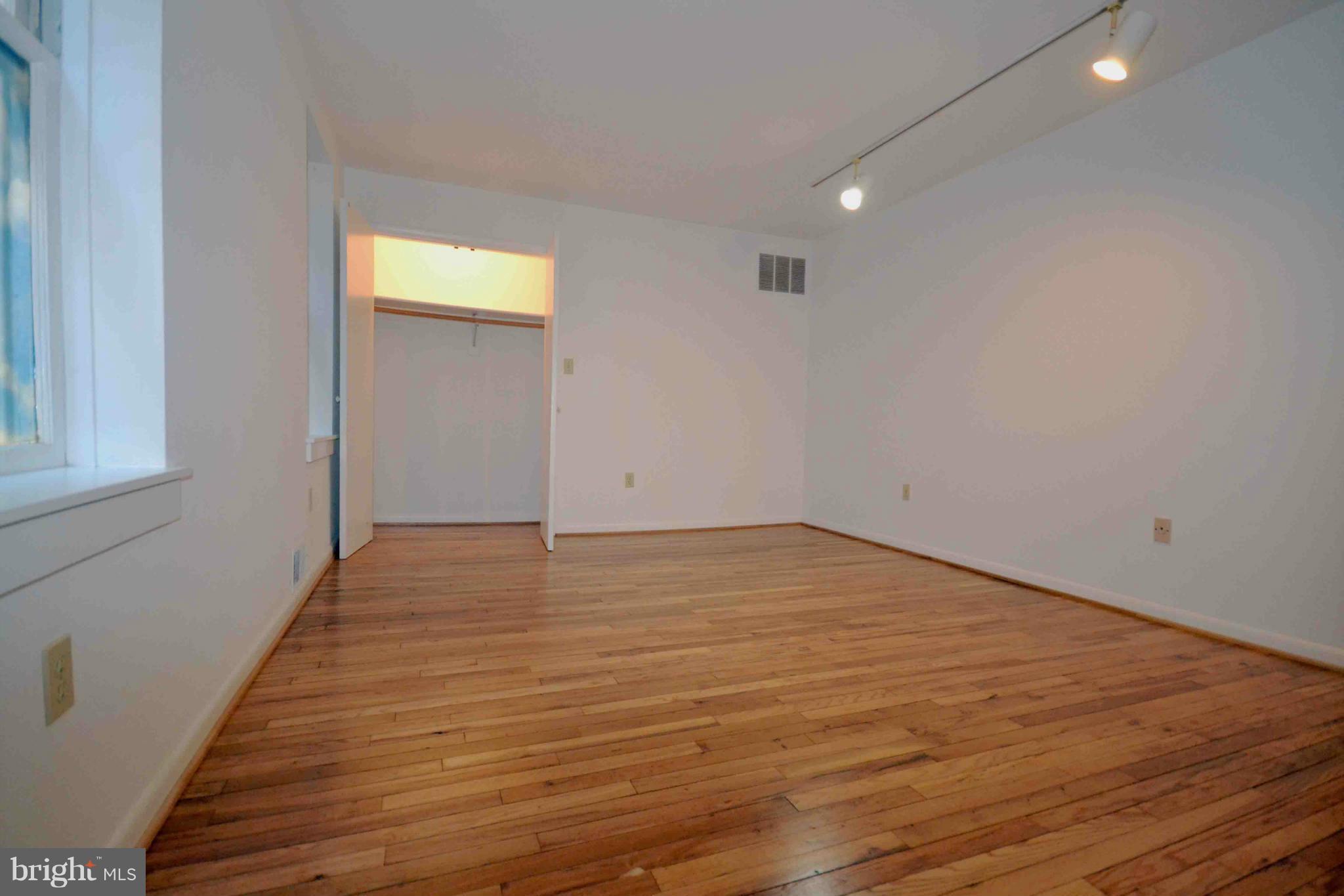 FEDERAL HILL HISTORIC DISTRICT - Residential Lease