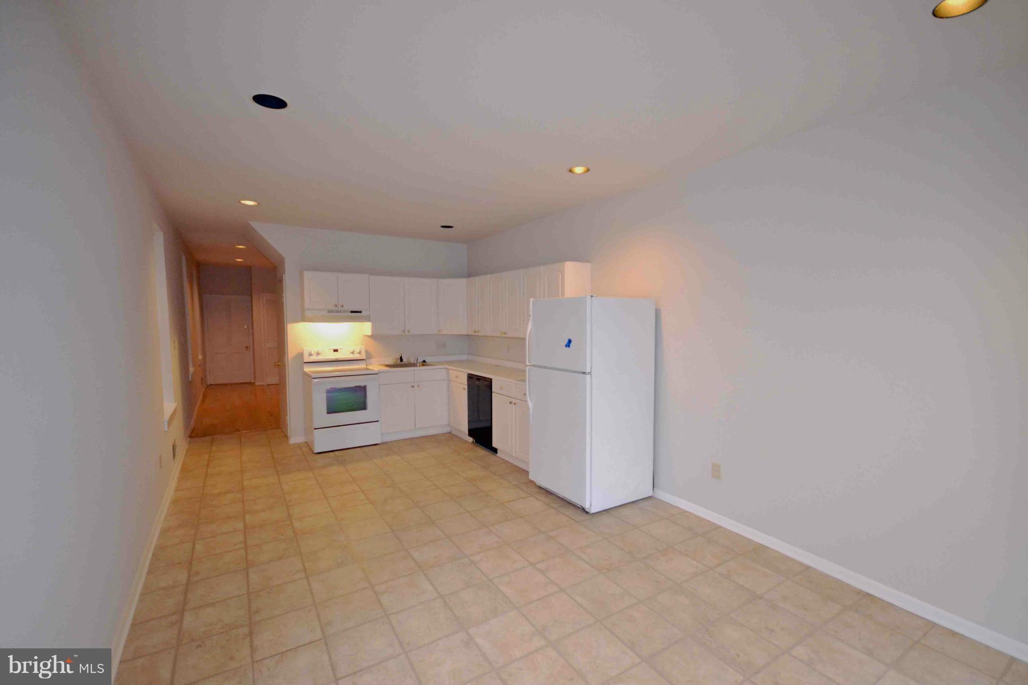 FEDERAL HILL HISTORIC DISTRICT - Residential Lease