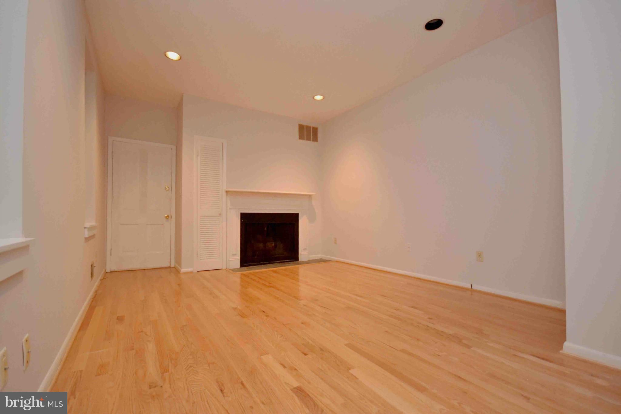 FEDERAL HILL HISTORIC DISTRICT - Residential Lease