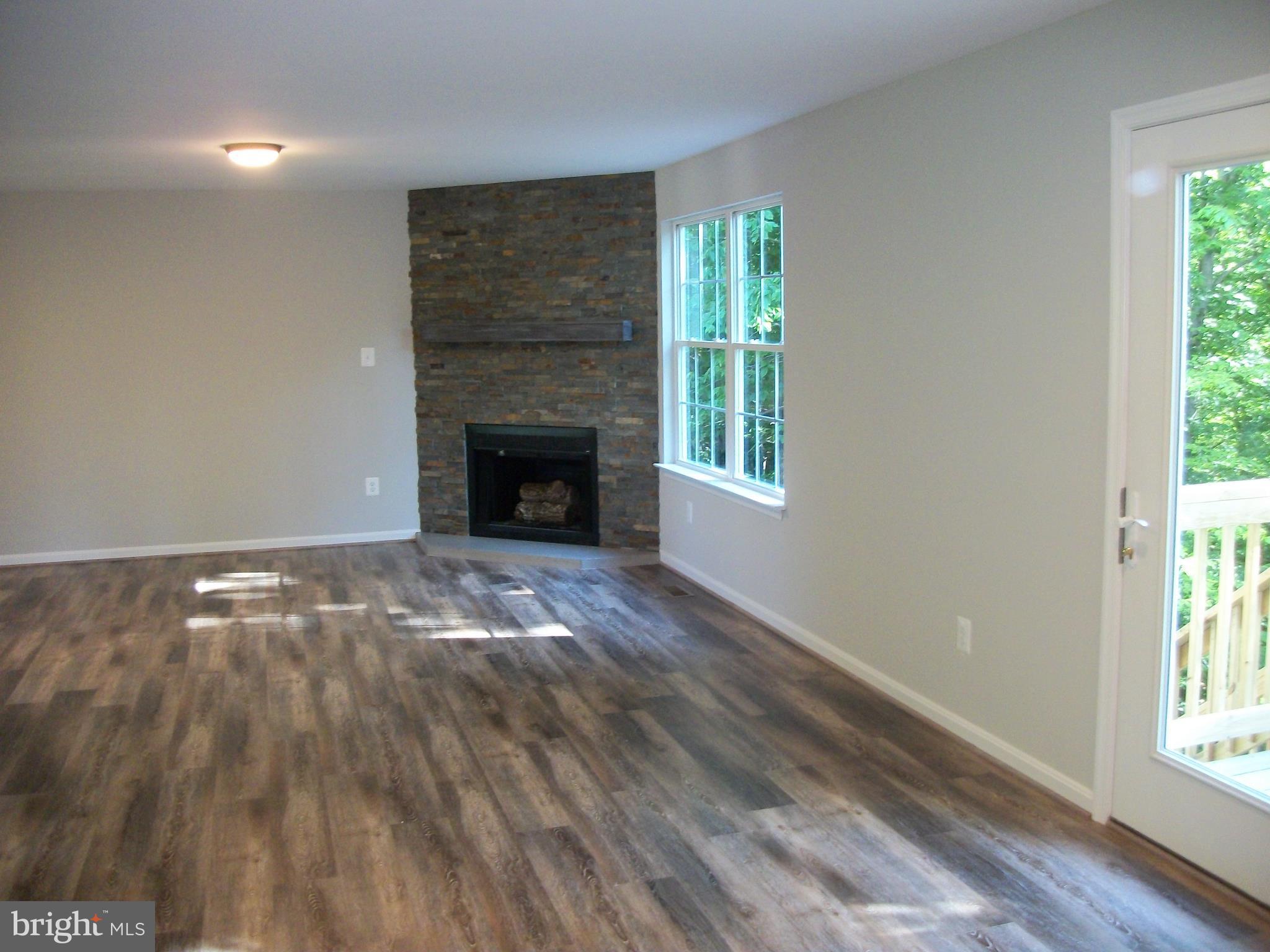 PYLES ESTATES - Residential