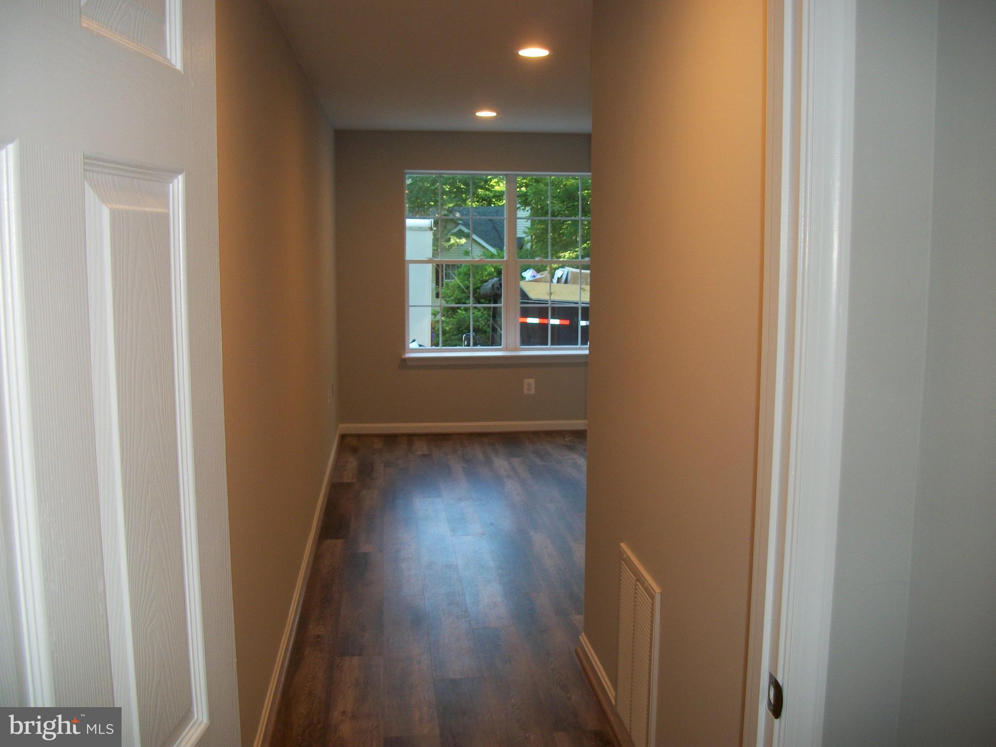 PYLES ESTATES - Residential