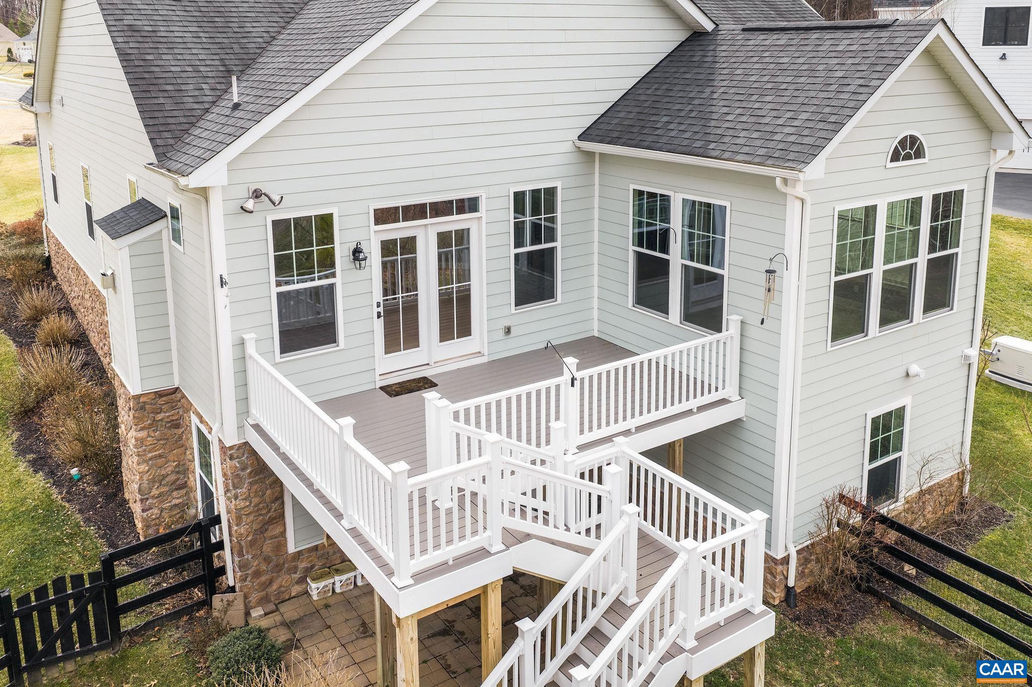 SPRING CREEK - Residential