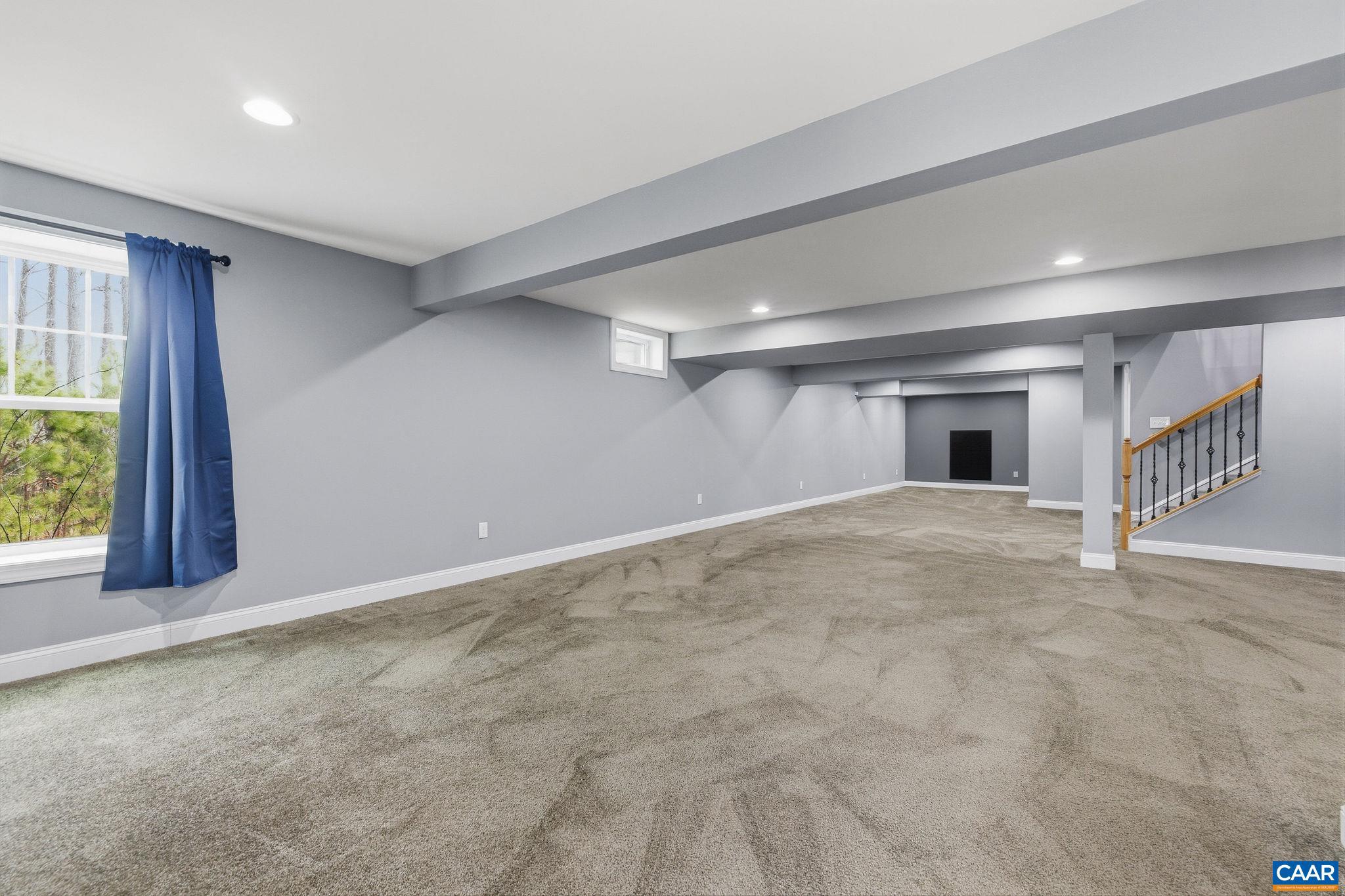 SPRING CREEK - Residential