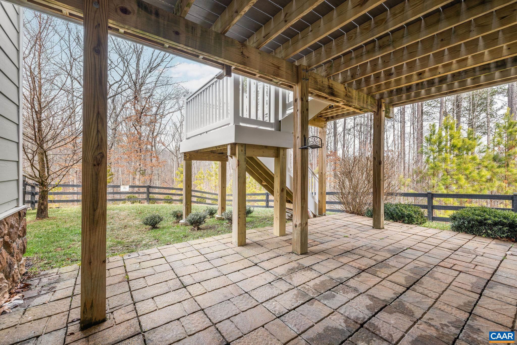 SPRING CREEK - Residential