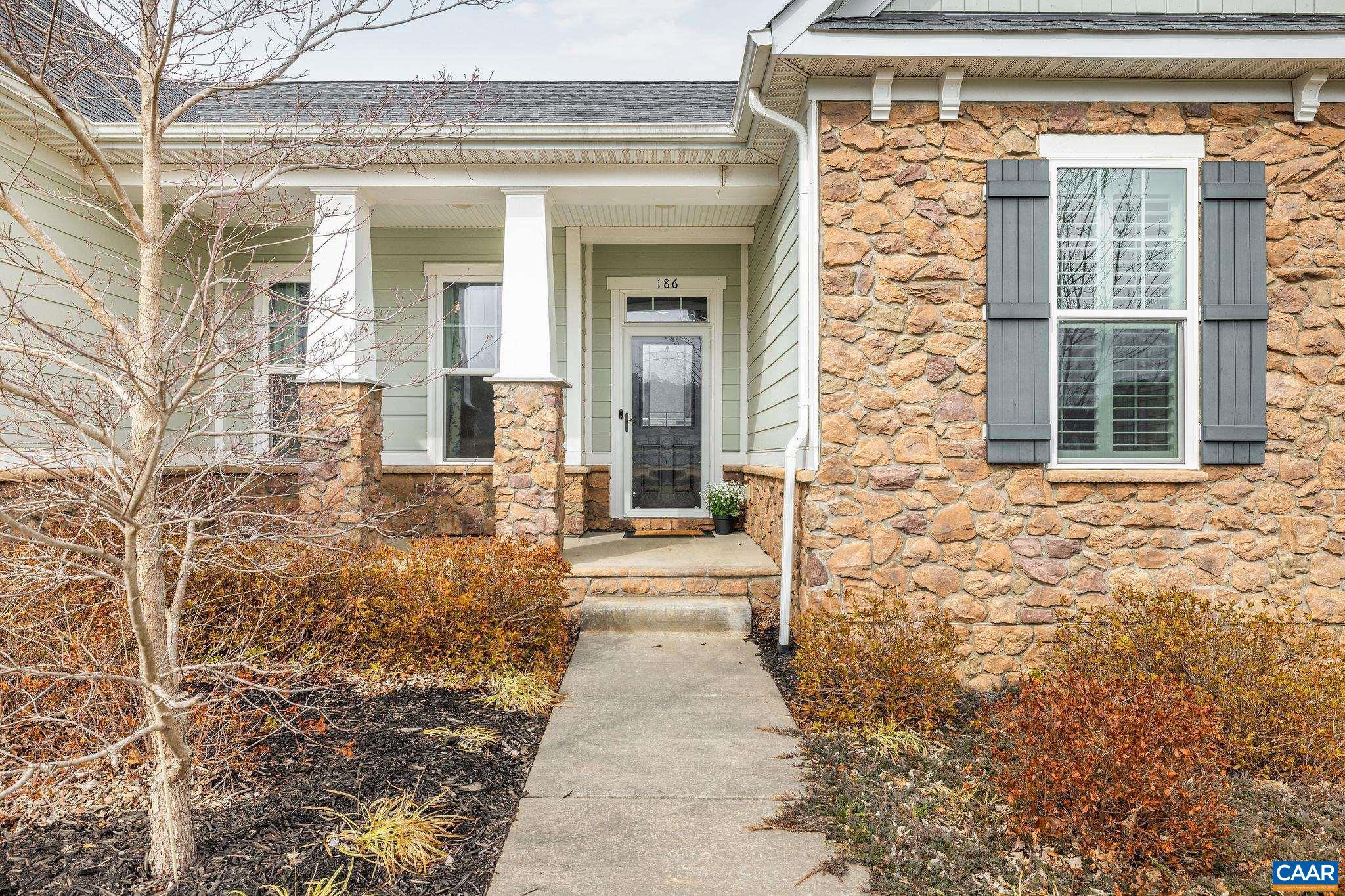 SPRING CREEK - Residential