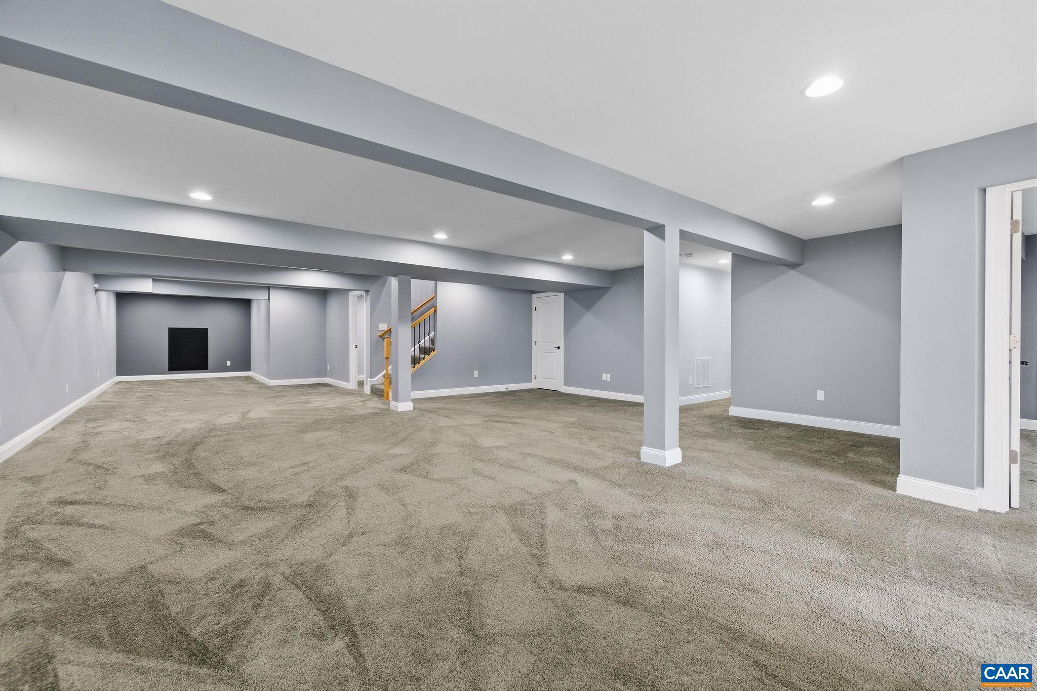 SPRING CREEK - Residential