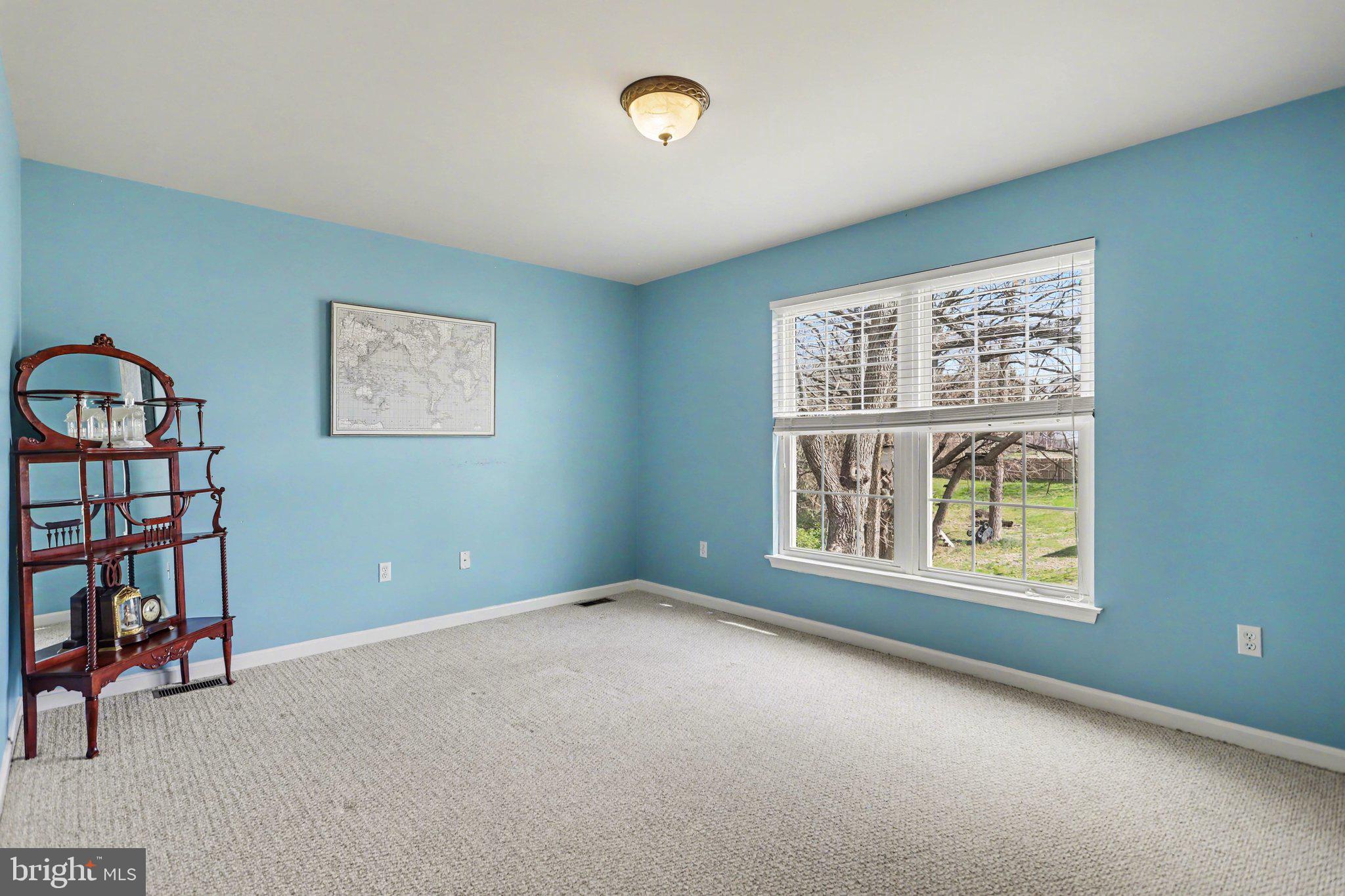 BLUE RIDGE MANOR - Residential