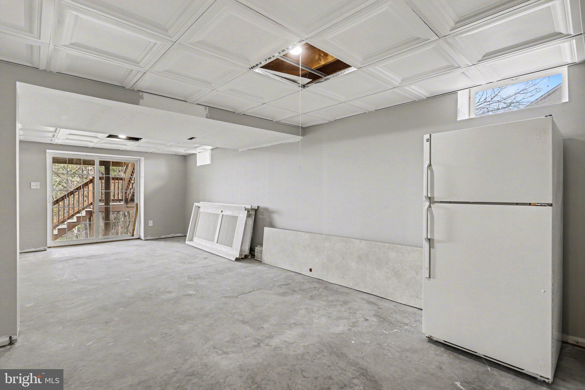 BLUE RIDGE MANOR - Residential