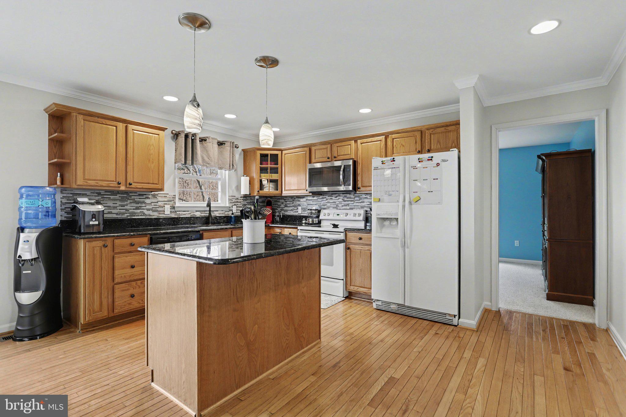 BLUE RIDGE MANOR - Residential