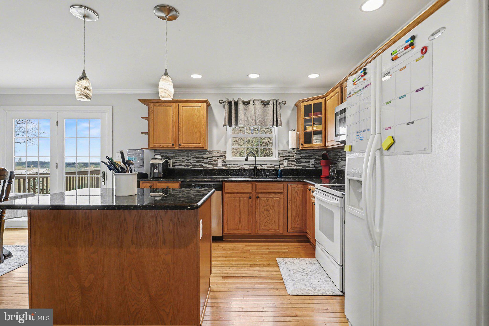 BLUE RIDGE MANOR - Residential