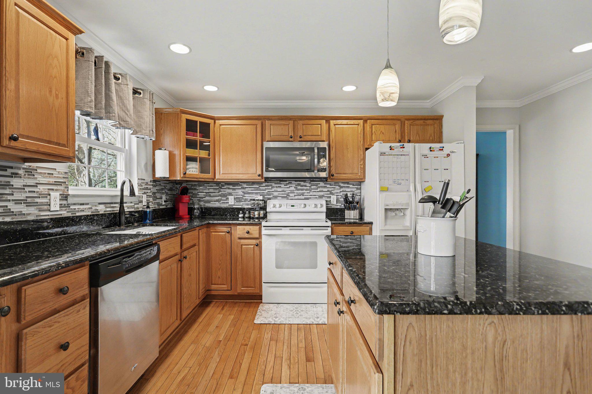 BLUE RIDGE MANOR - Residential