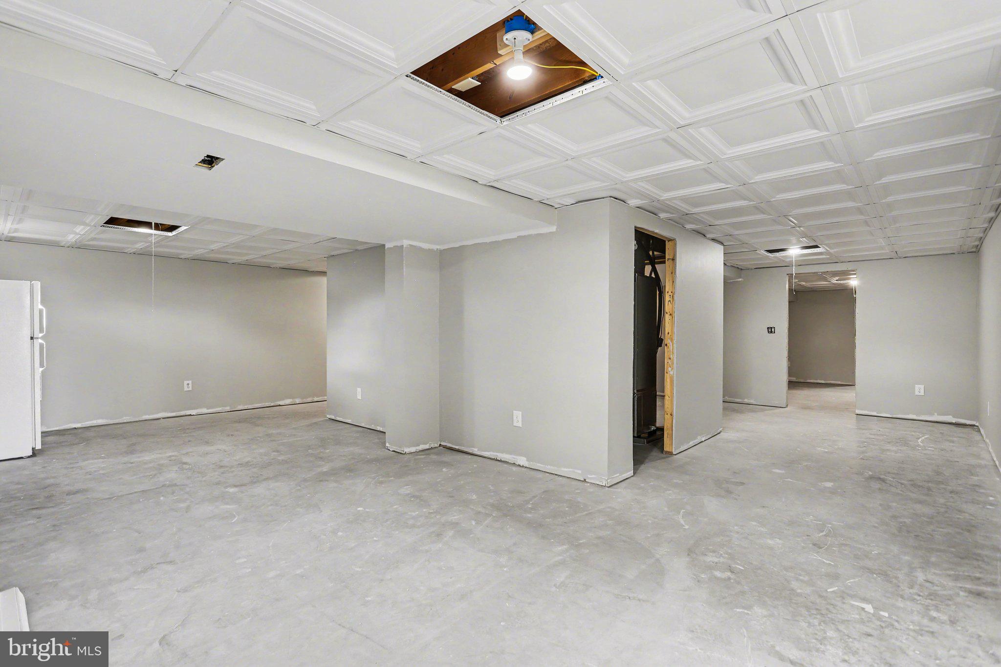 BLUE RIDGE MANOR - Residential