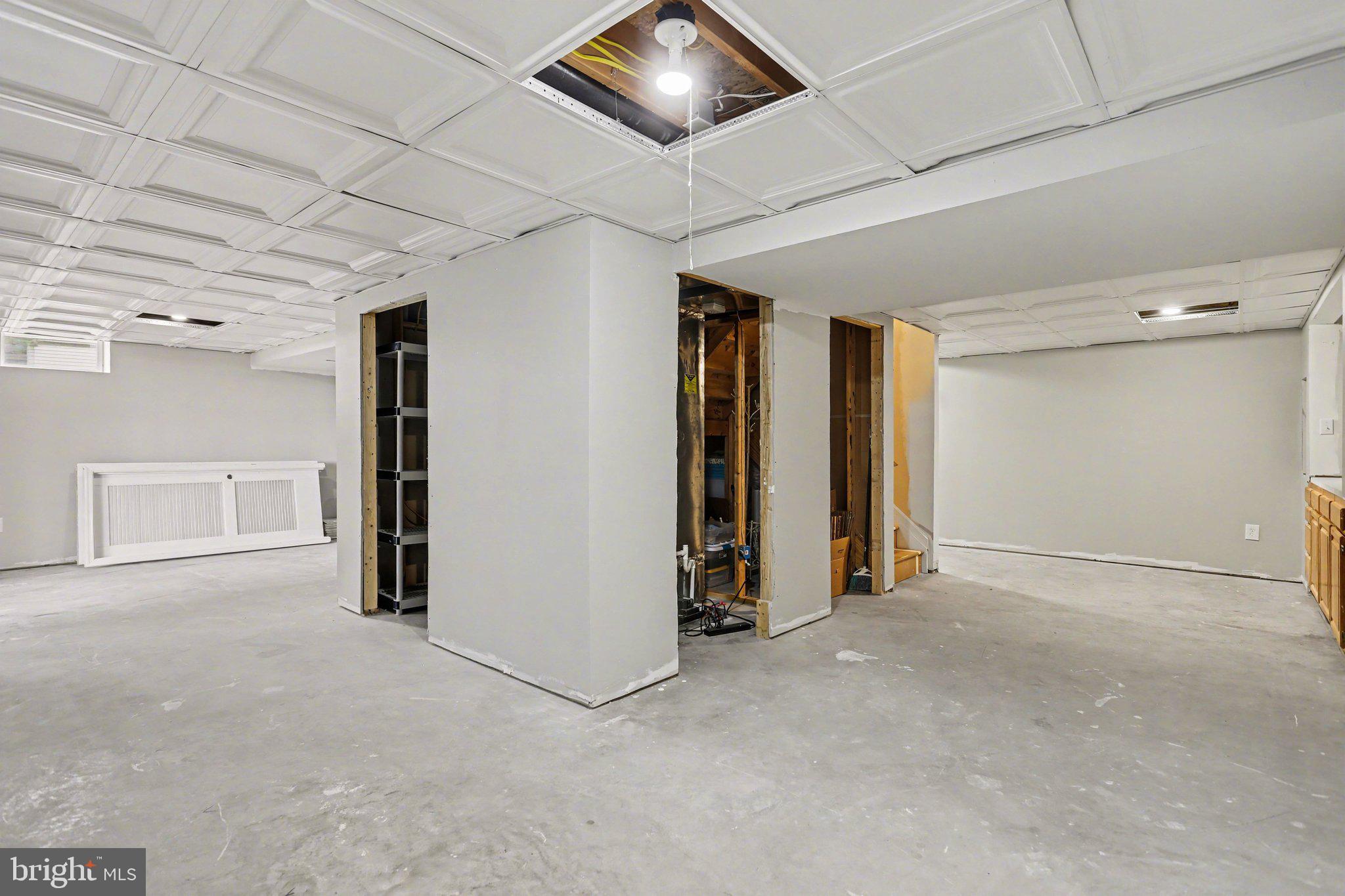 BLUE RIDGE MANOR - Residential