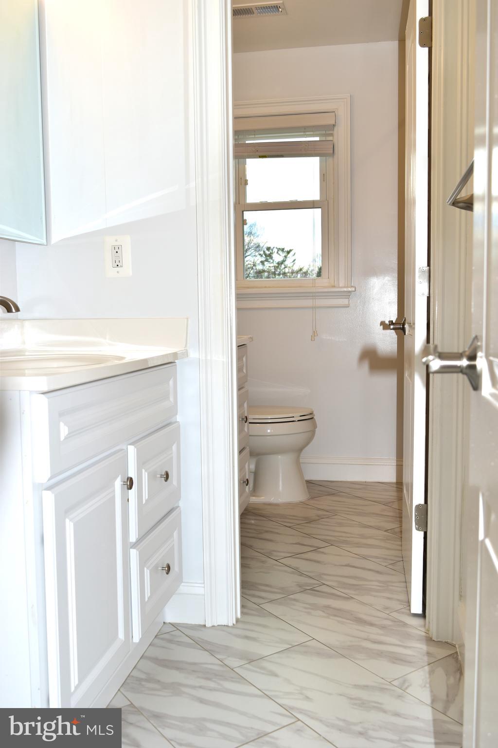 REGENCY ESTATES - Residential Lease