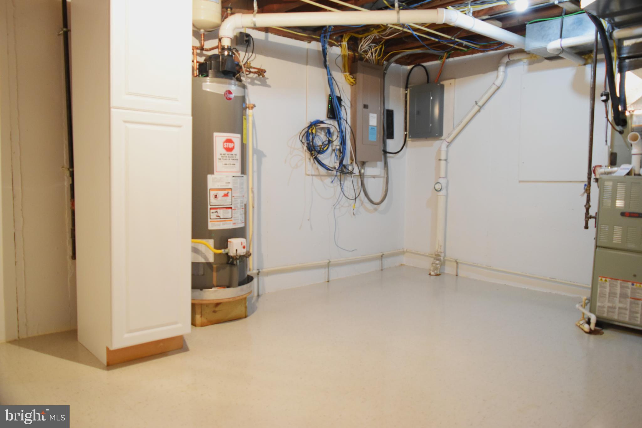 REGENCY ESTATES - Residential Lease