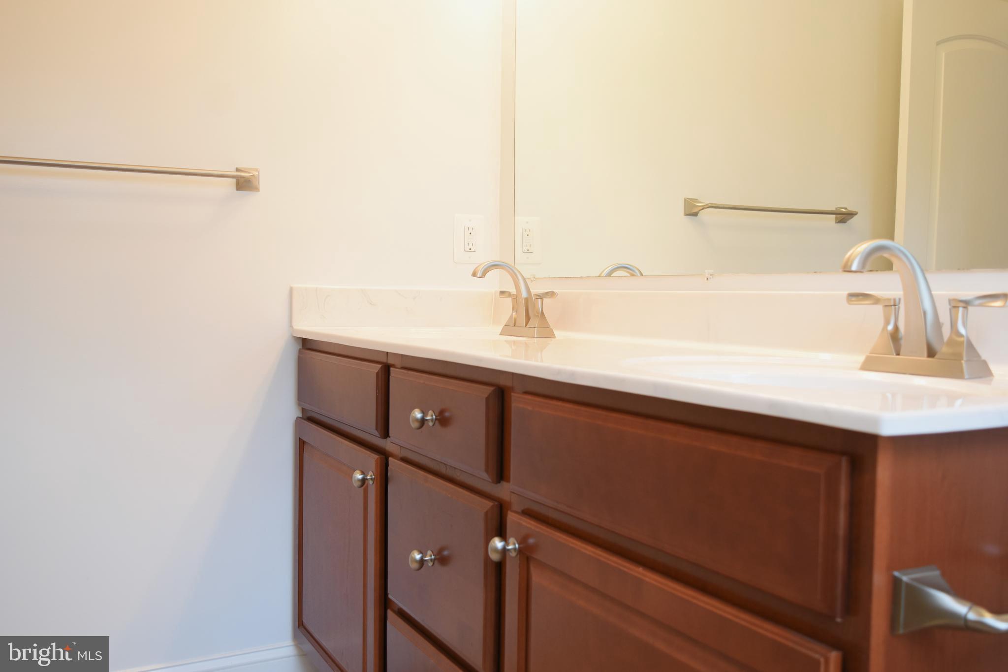 REGENCY ESTATES - Residential Lease