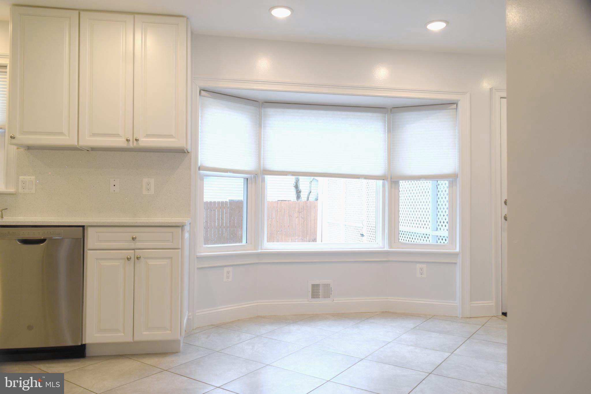 REGENCY ESTATES - Residential Lease