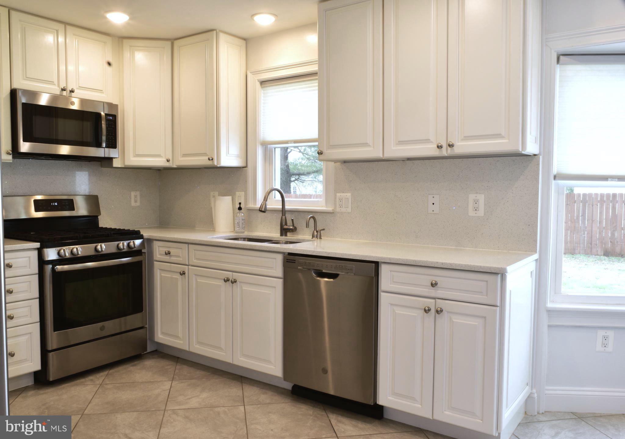 REGENCY ESTATES - Residential Lease