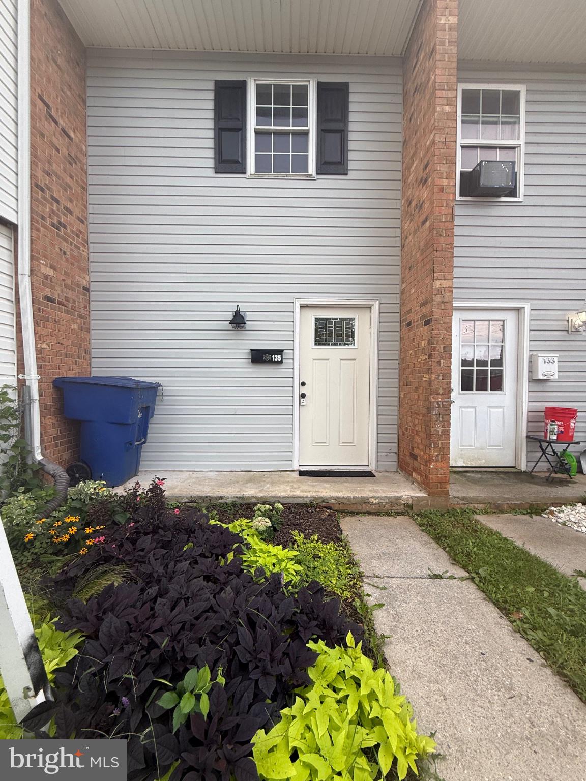 135 BEEDEN LANE