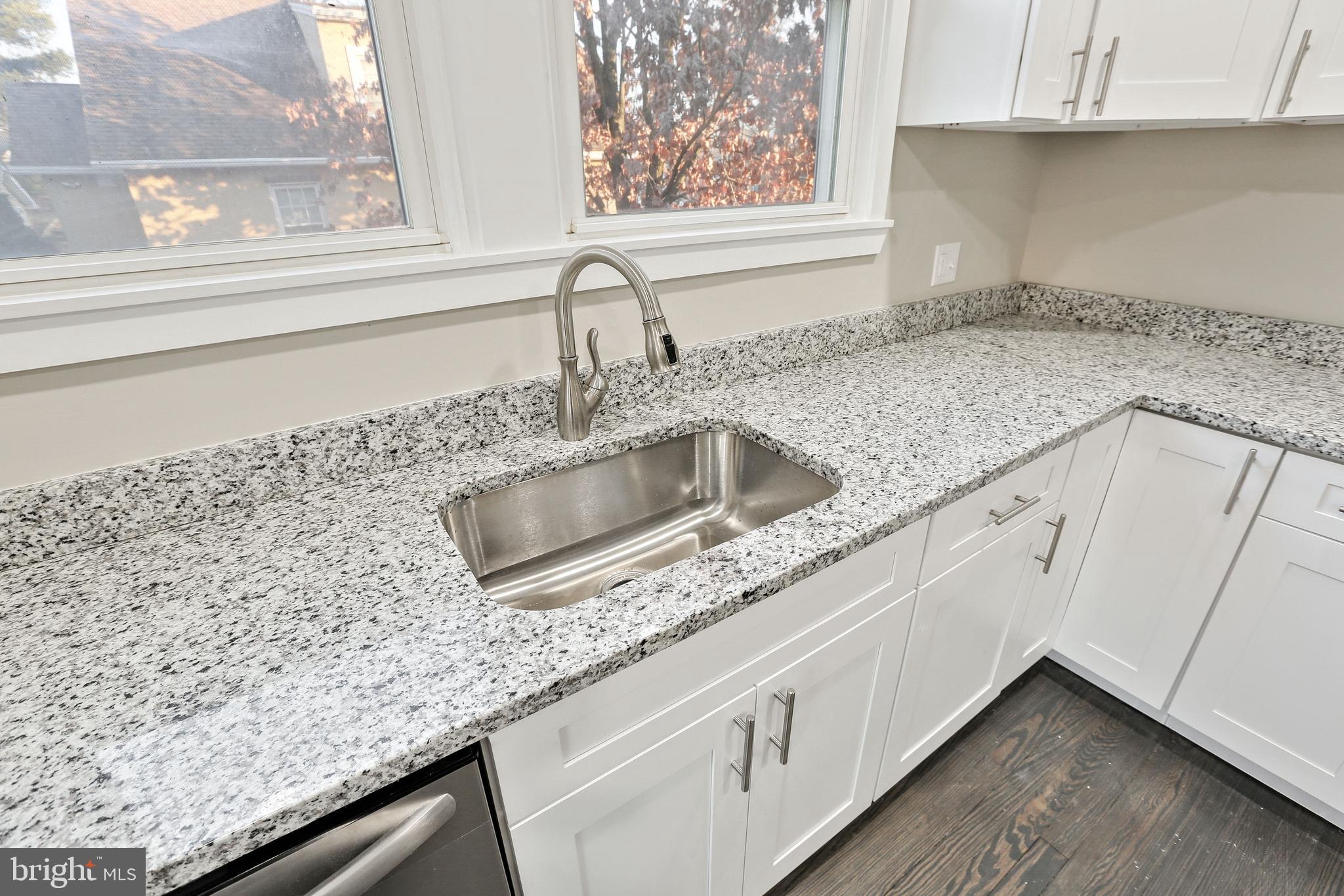 CATONSVILLE HEIGHTS - Residential