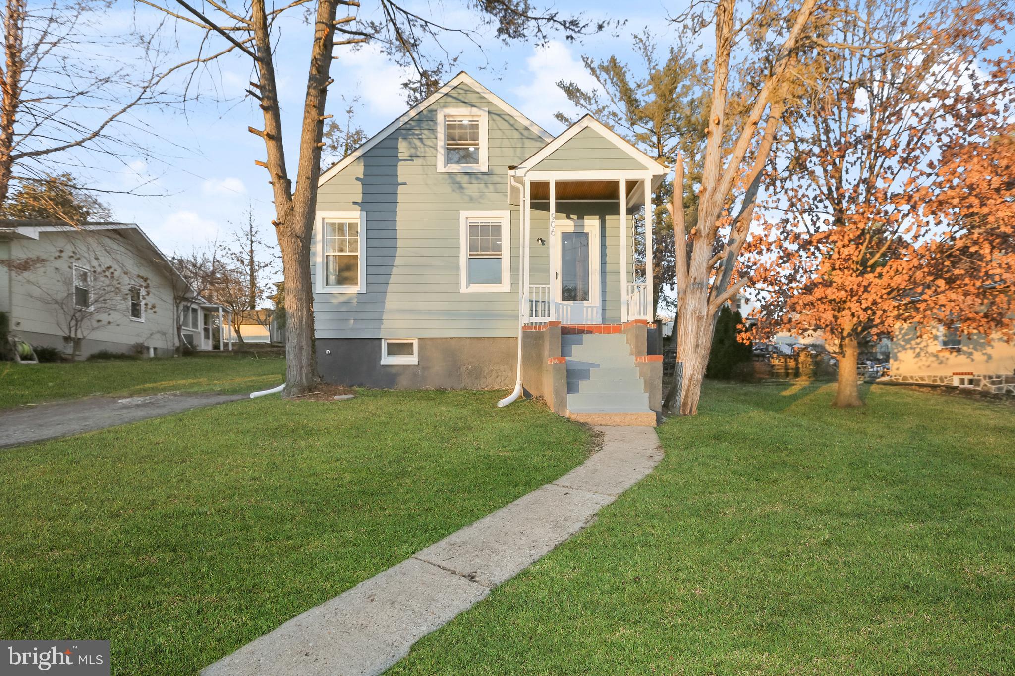 CATONSVILLE HEIGHTS - Residential