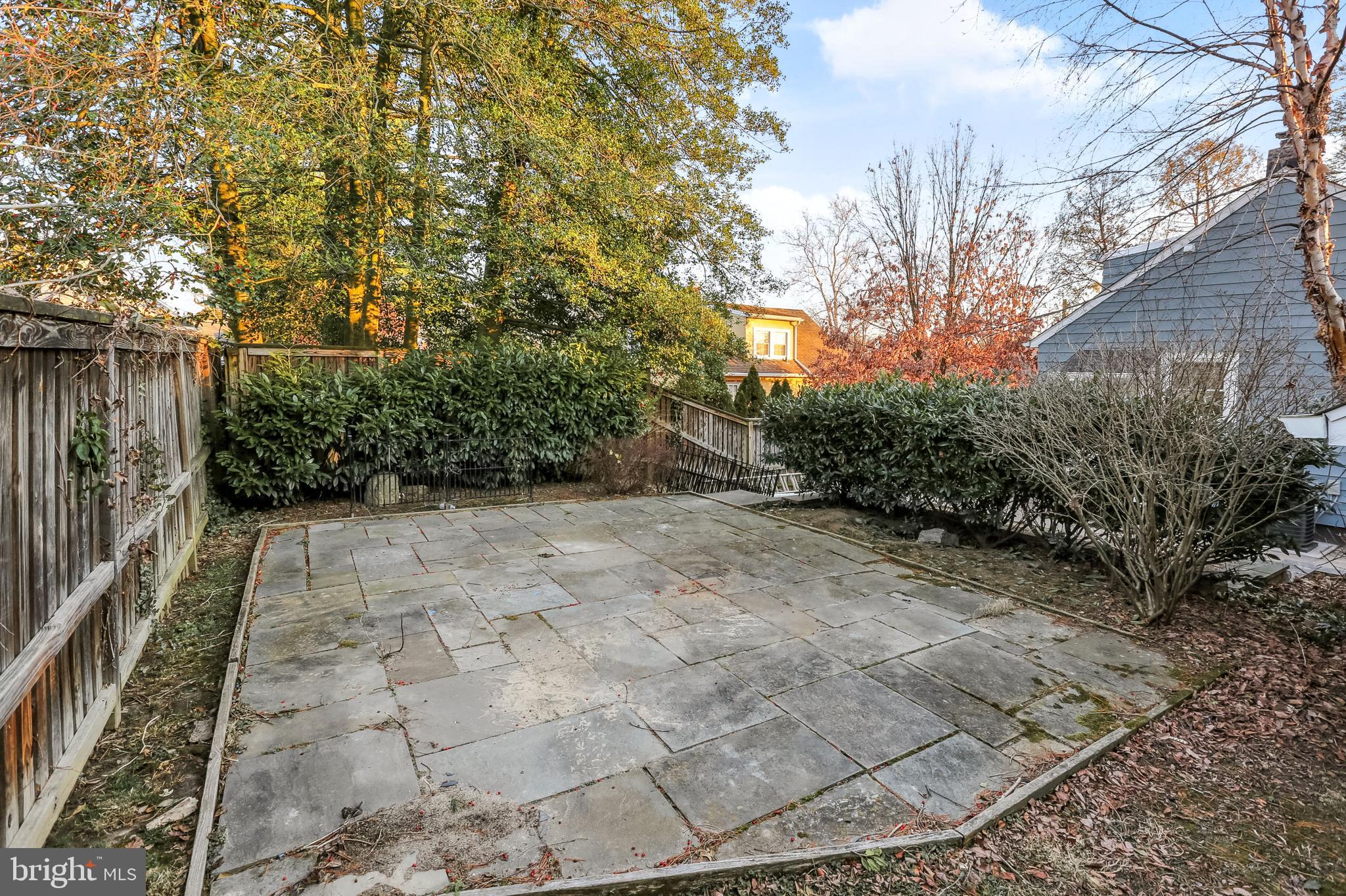 CATONSVILLE HEIGHTS - Residential