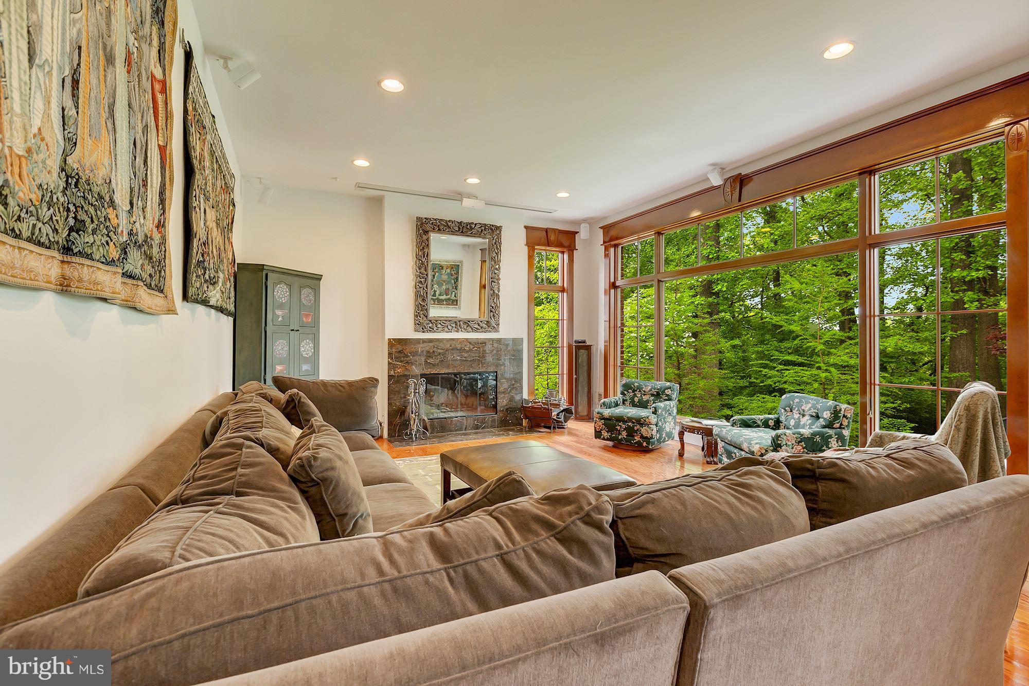 BROOKHAVEN - Residential