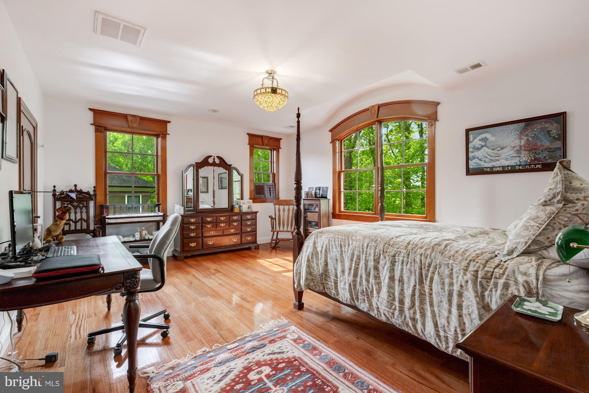 BROOKHAVEN - Residential