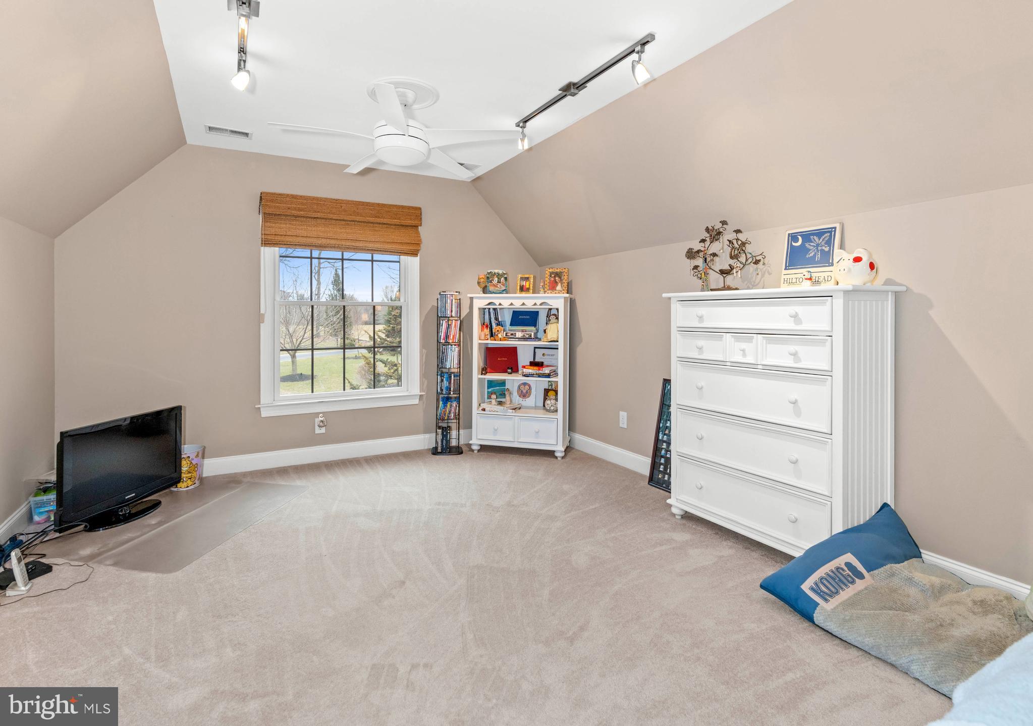 FALLBROOKE - Residential