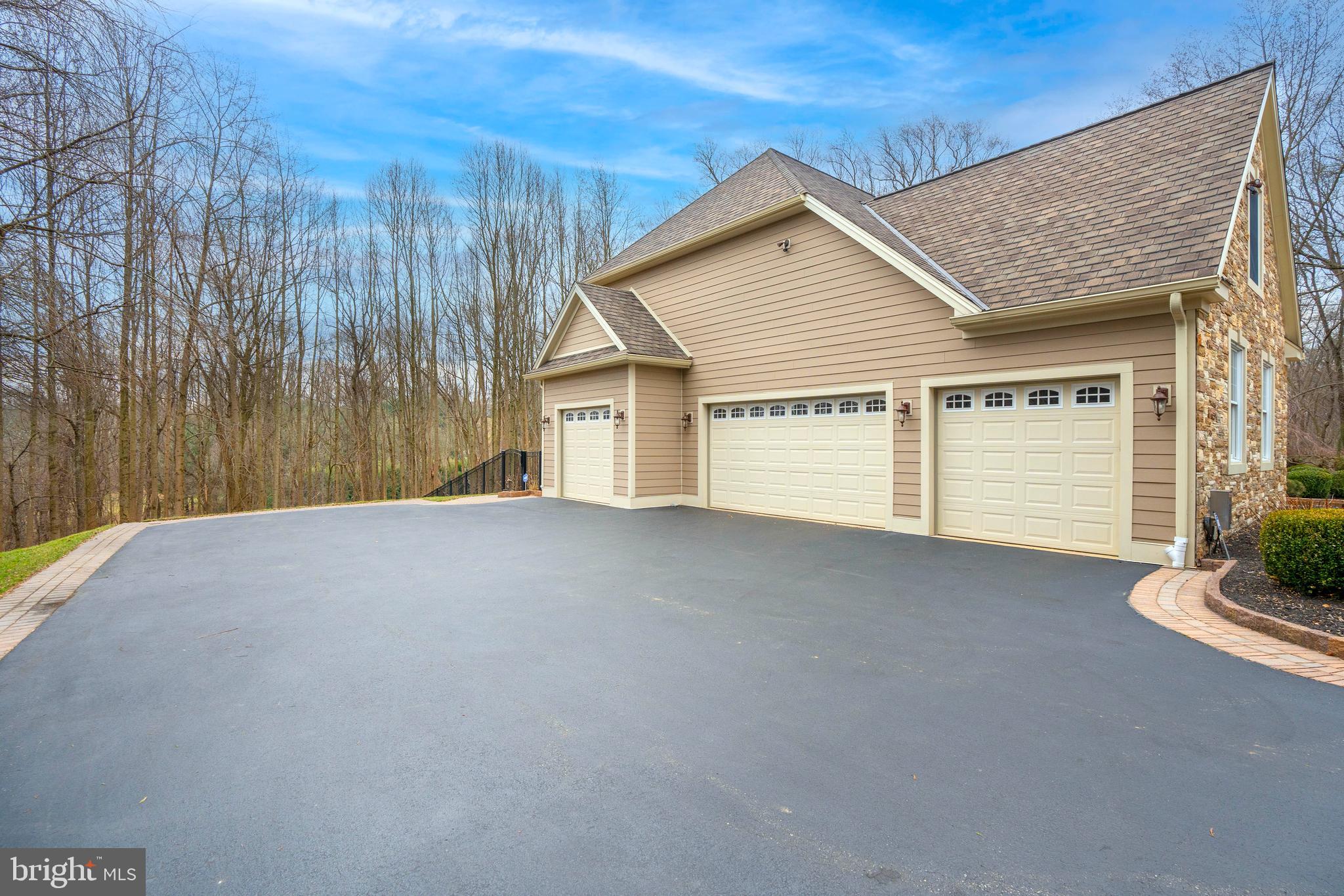 FALLBROOKE - Residential