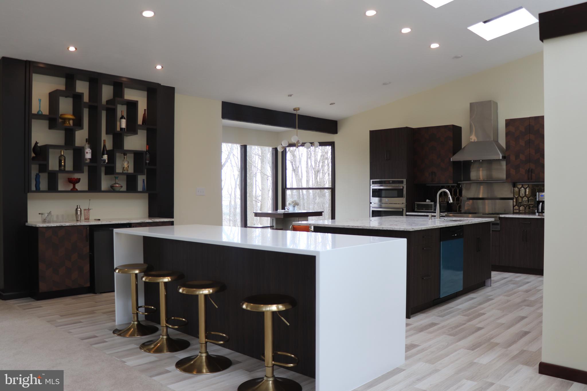 VALLEY FORGE MTN - Residential