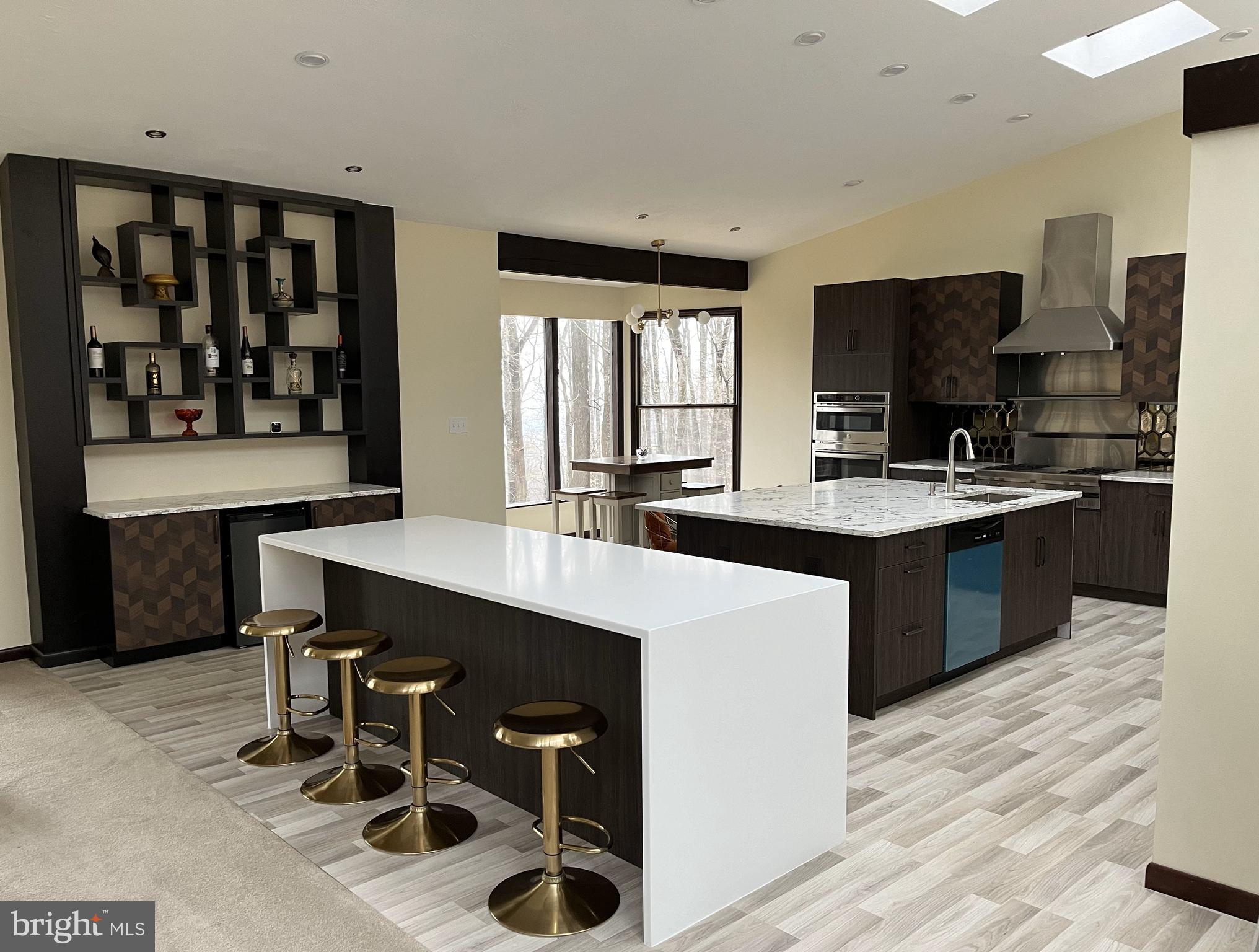 VALLEY FORGE MTN - Residential