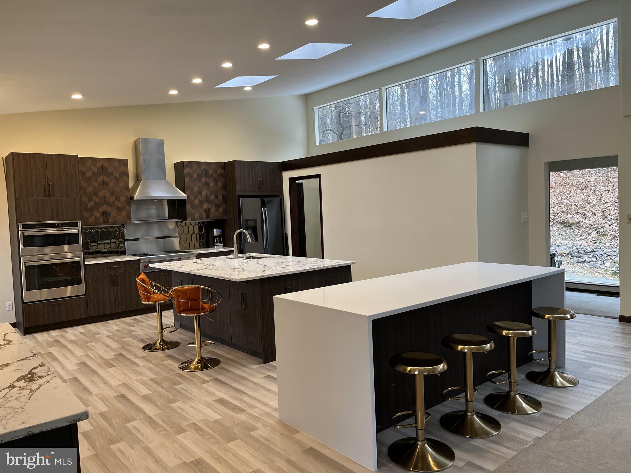 VALLEY FORGE MTN - Residential