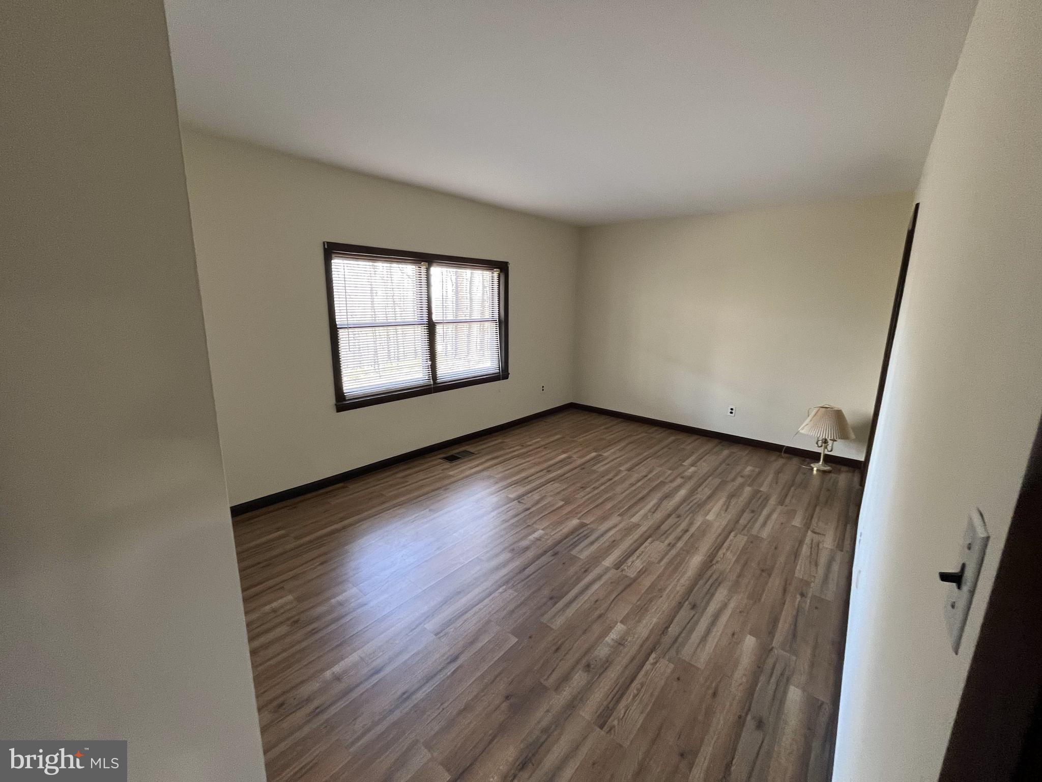 VALLEY FORGE MTN - Residential