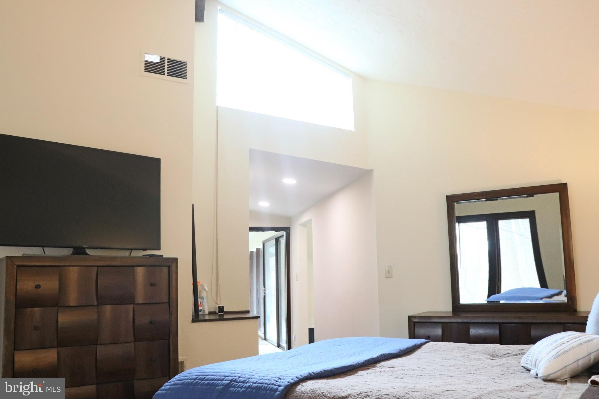 VALLEY FORGE MTN - Residential