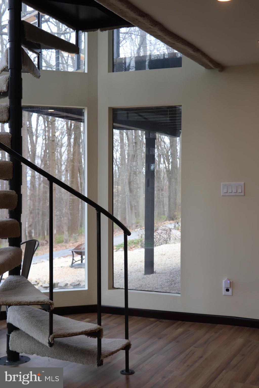 VALLEY FORGE MTN - Residential