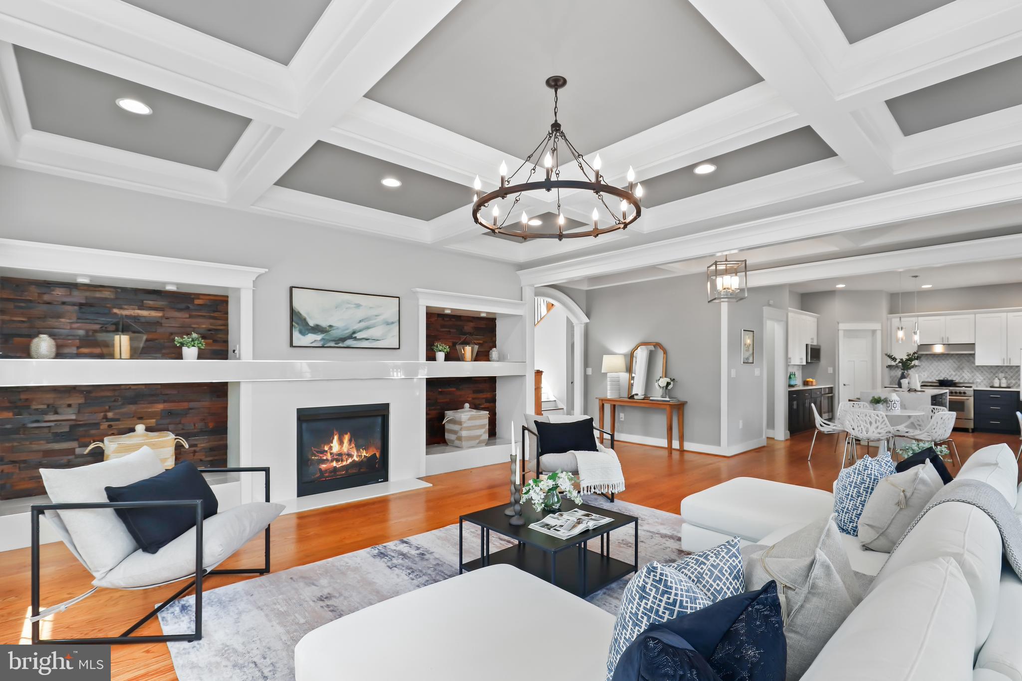 VIENNA WOODS - Residential