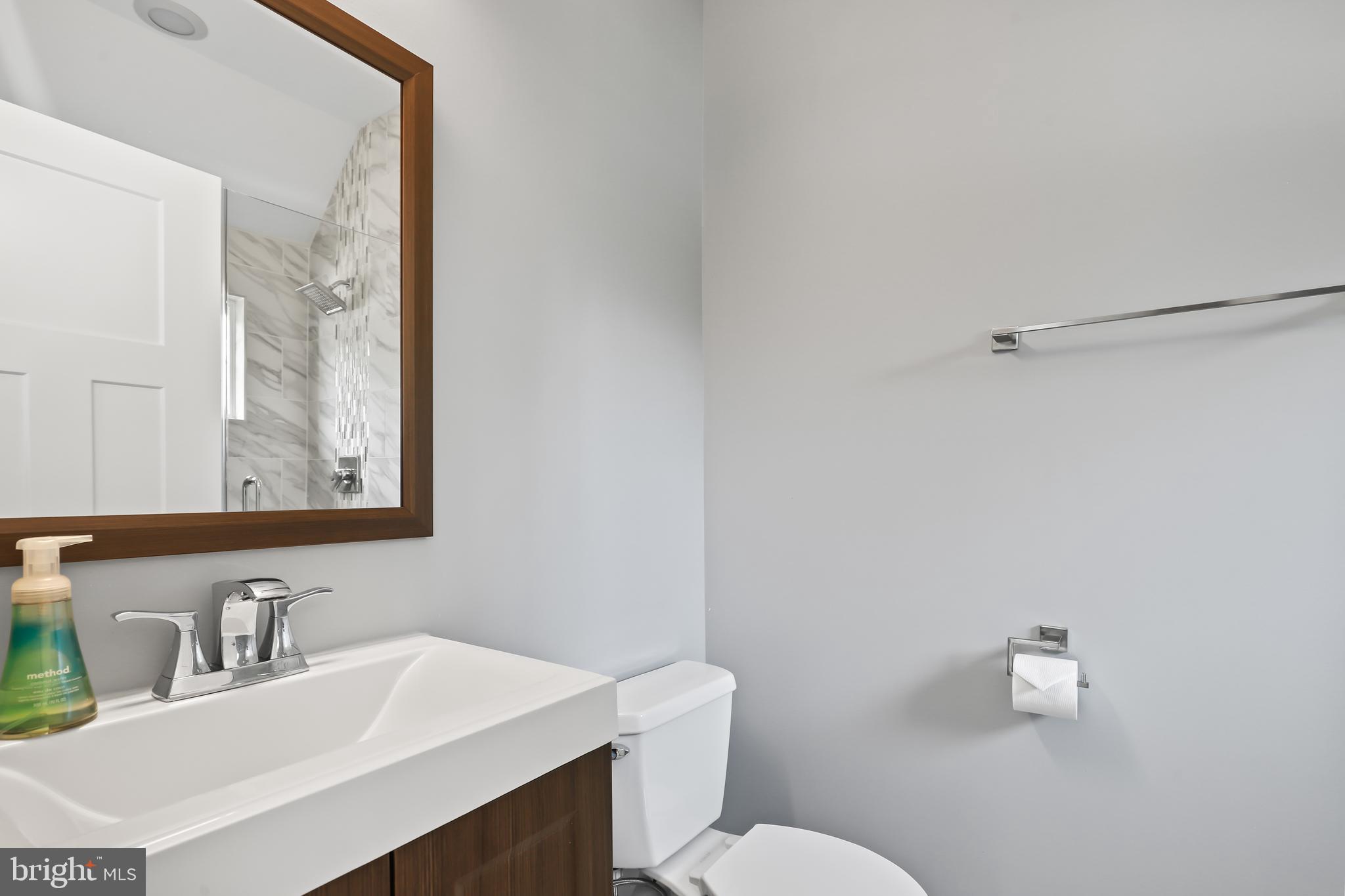 VIENNA WOODS - Residential