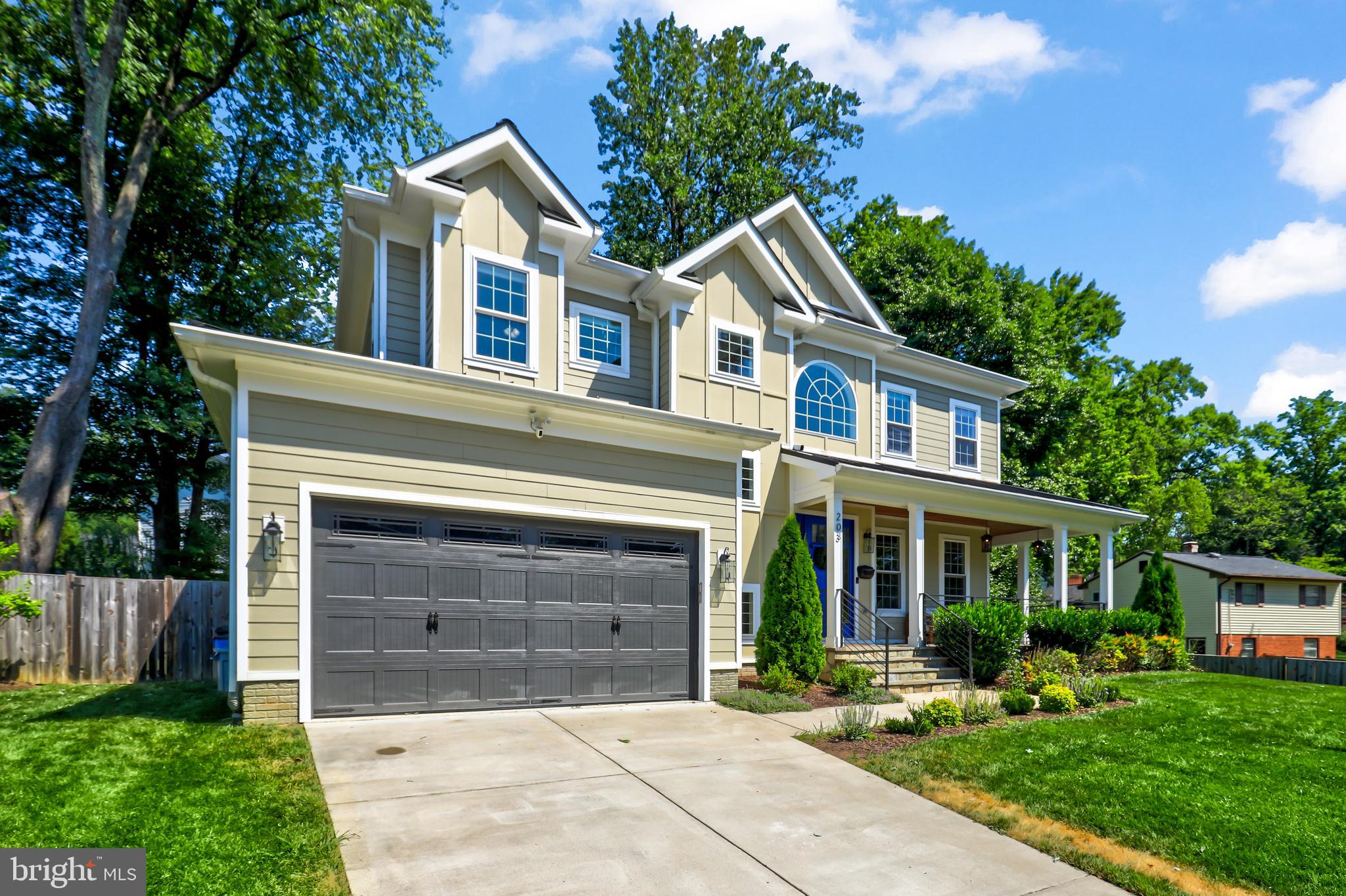 VIENNA WOODS - Residential