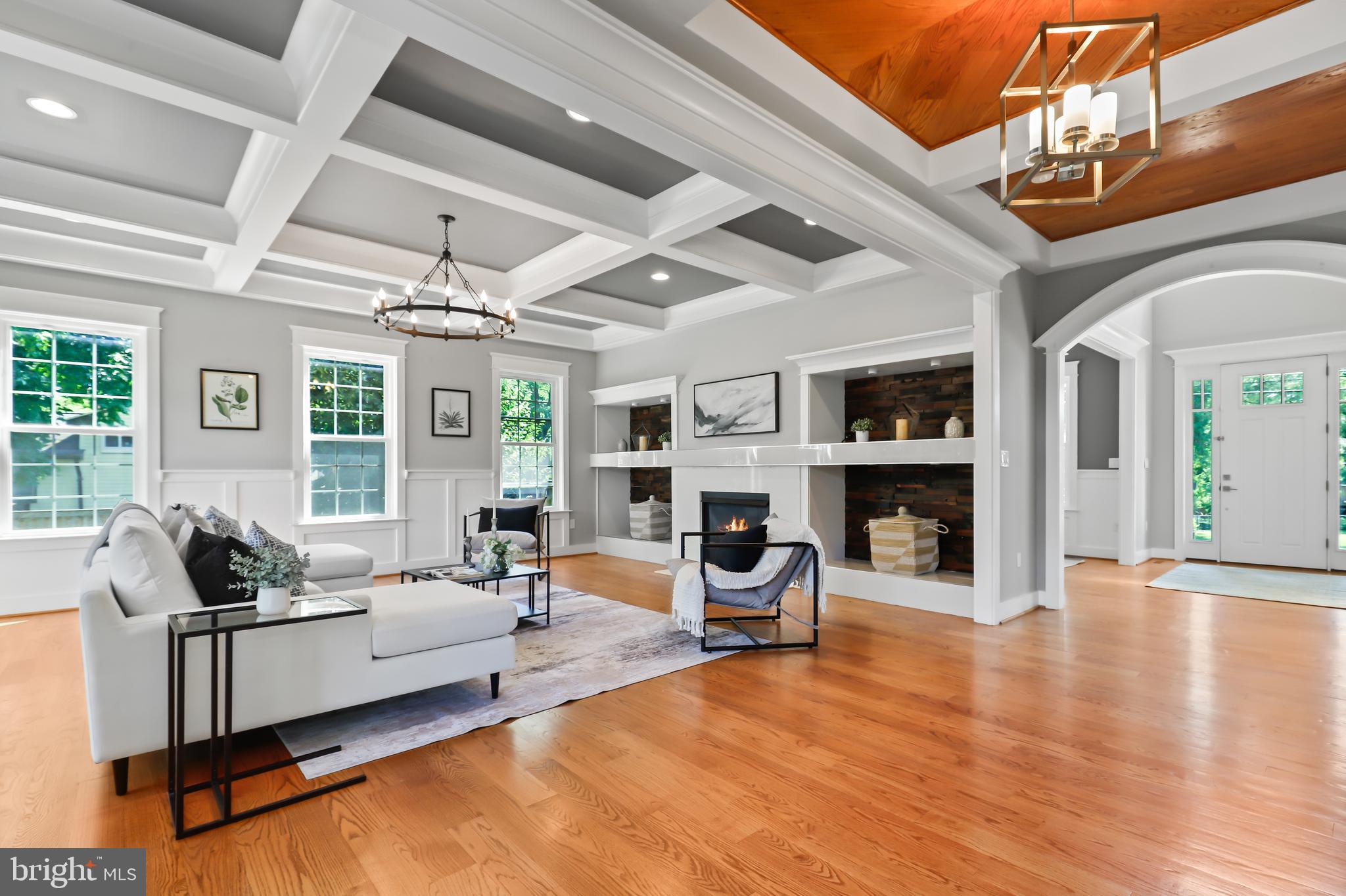 VIENNA WOODS - Residential