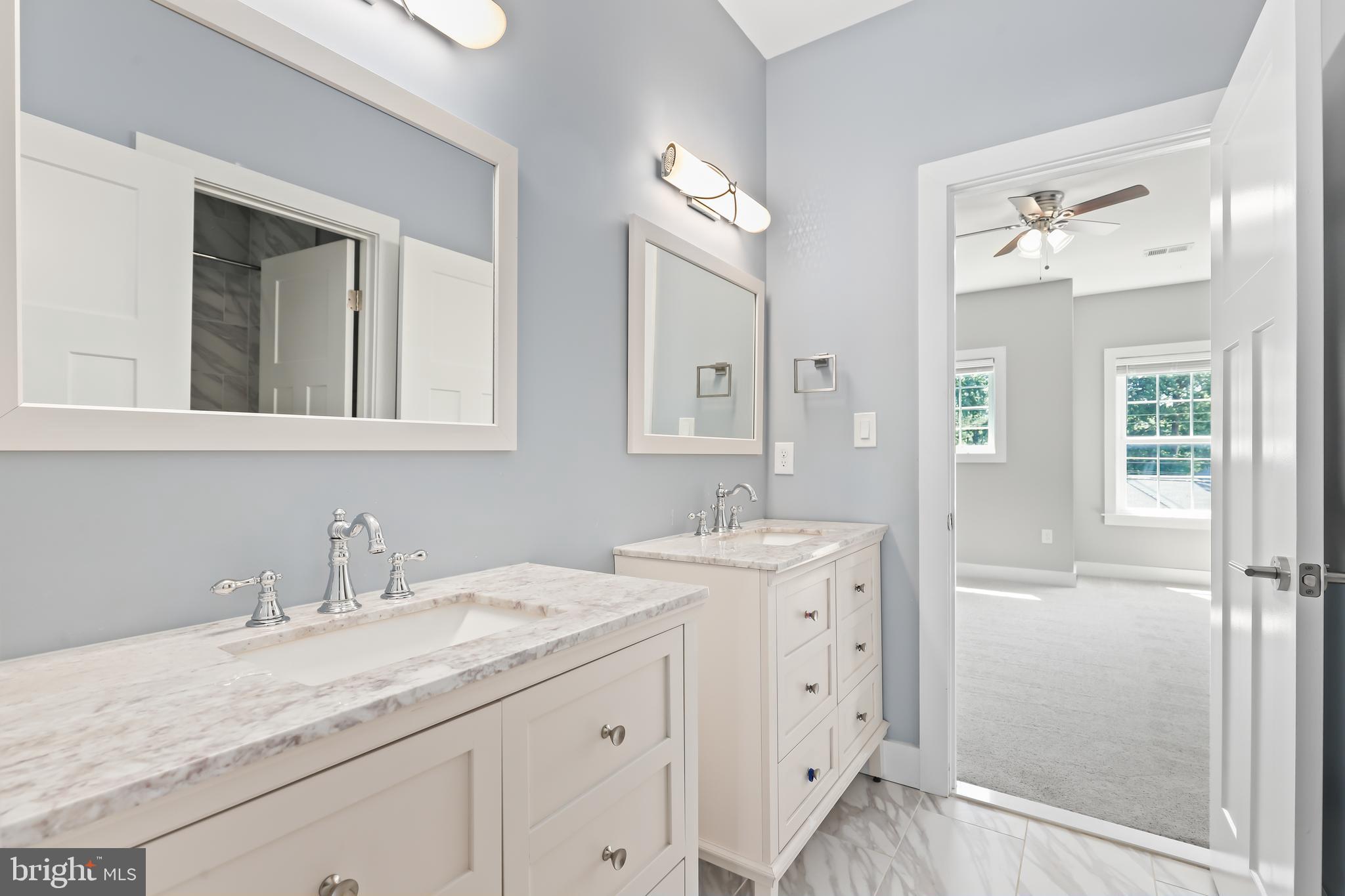 VIENNA WOODS - Residential