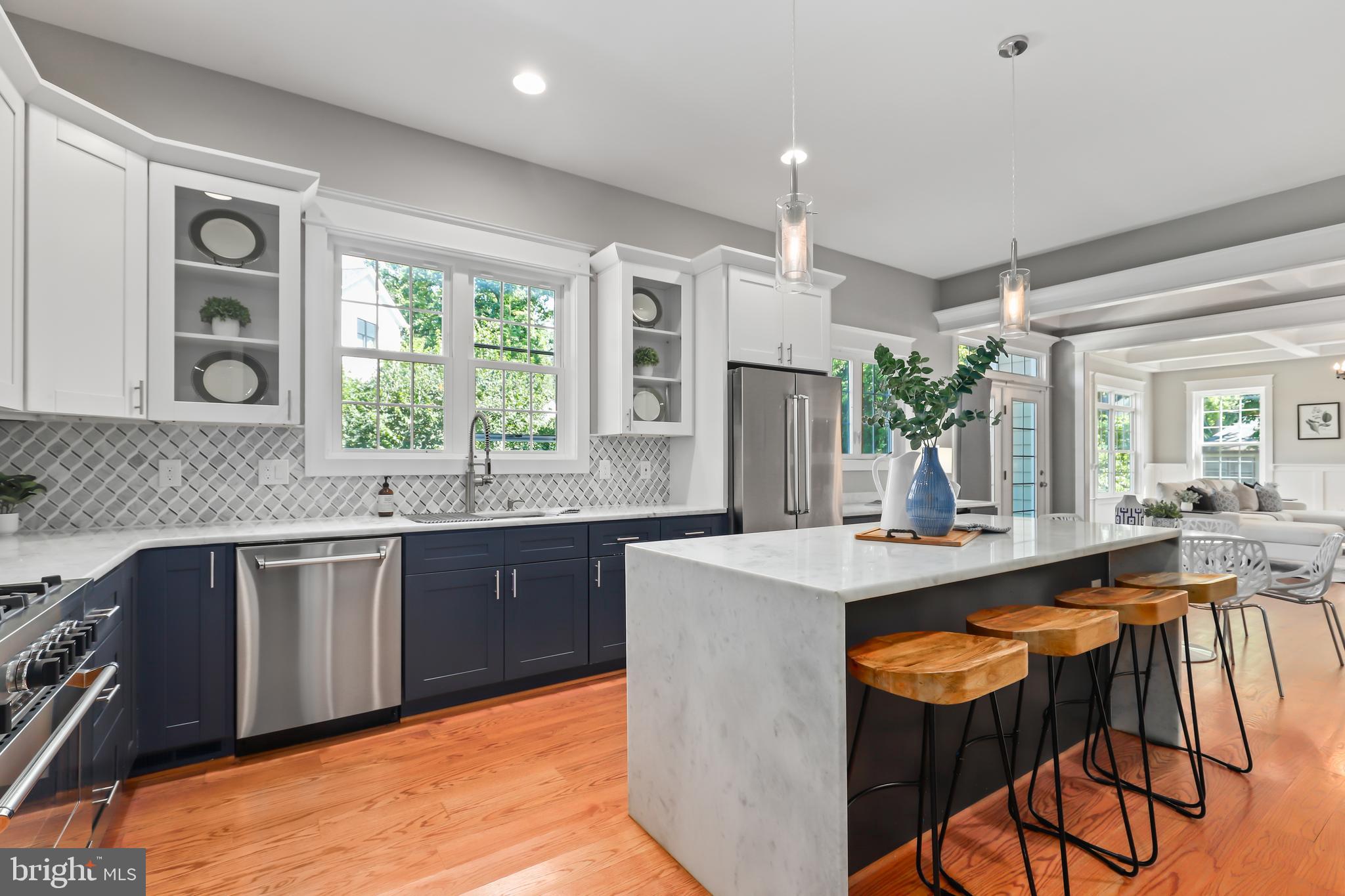 VIENNA WOODS - Residential