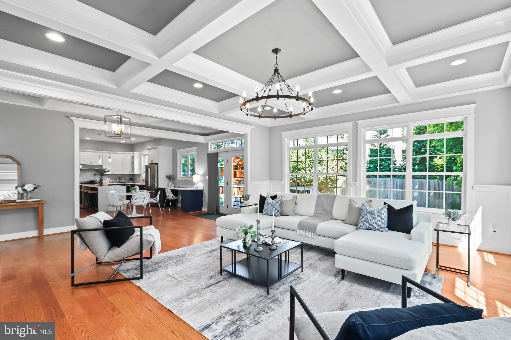 VIENNA WOODS - Residential